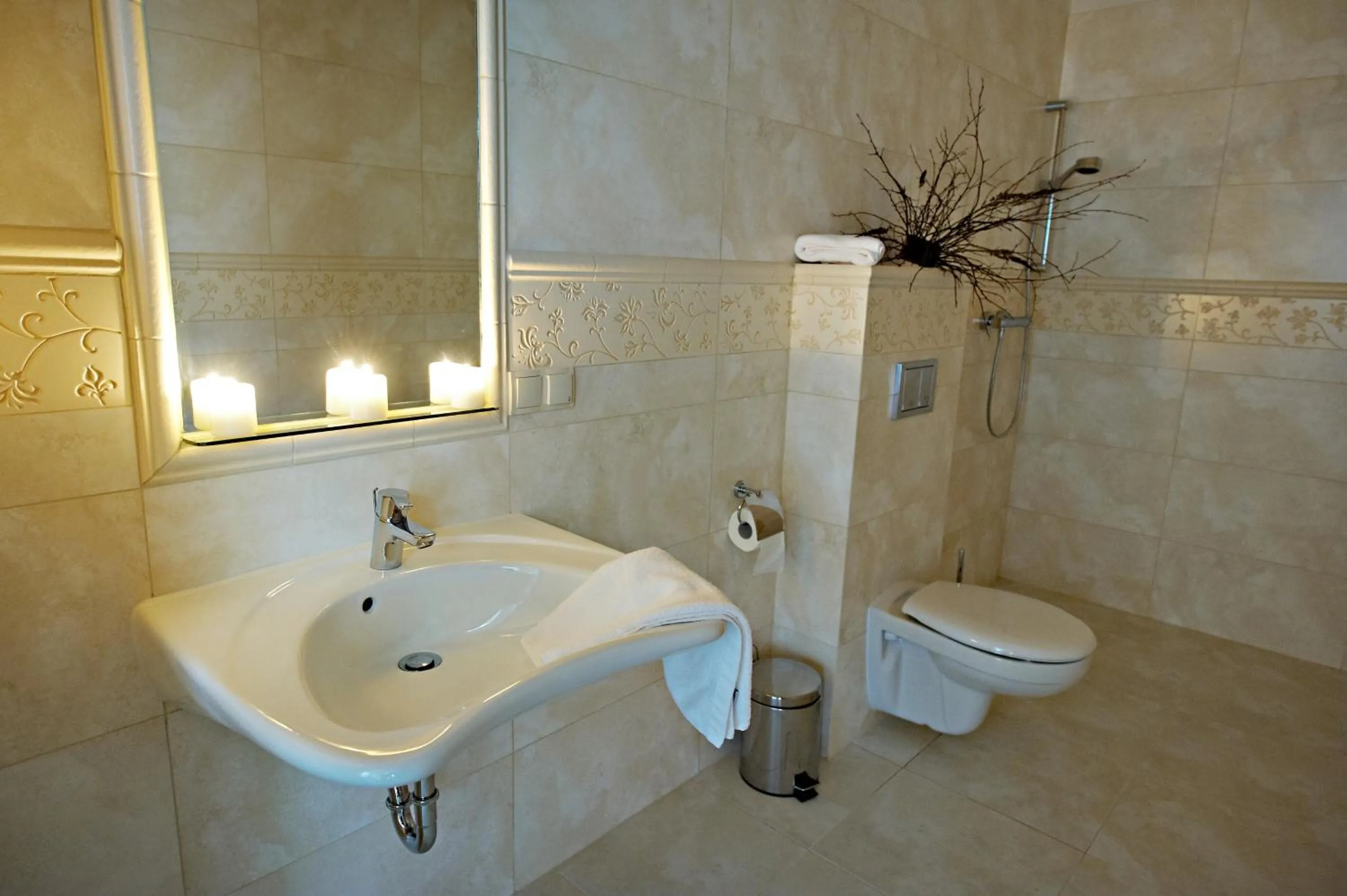 Toilet in Hotel Chutor Kozacki