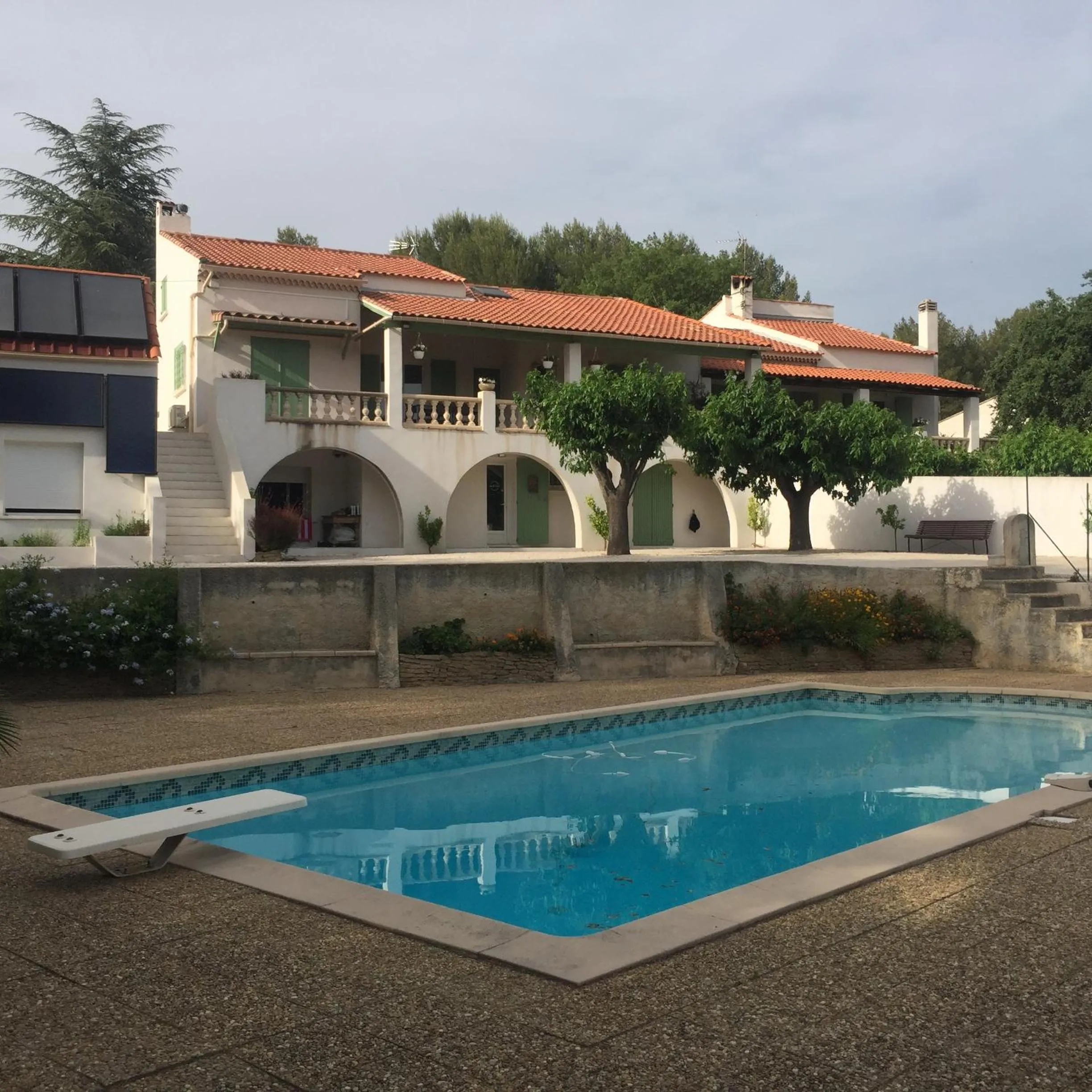 Property building in Sur les pas de Pagnol