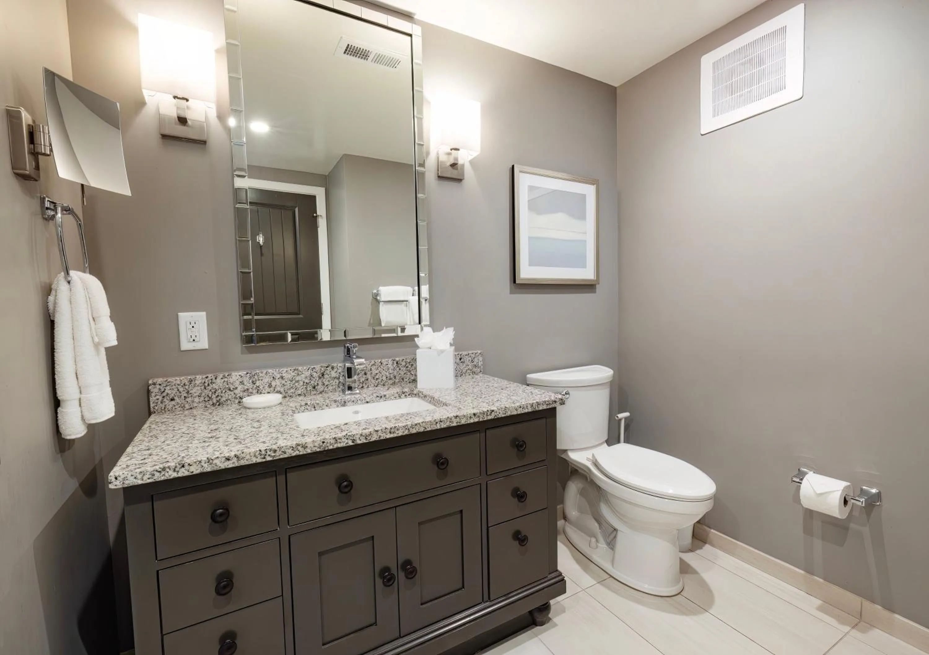 Bathroom in WorldMark Orlando Kingstown Reef