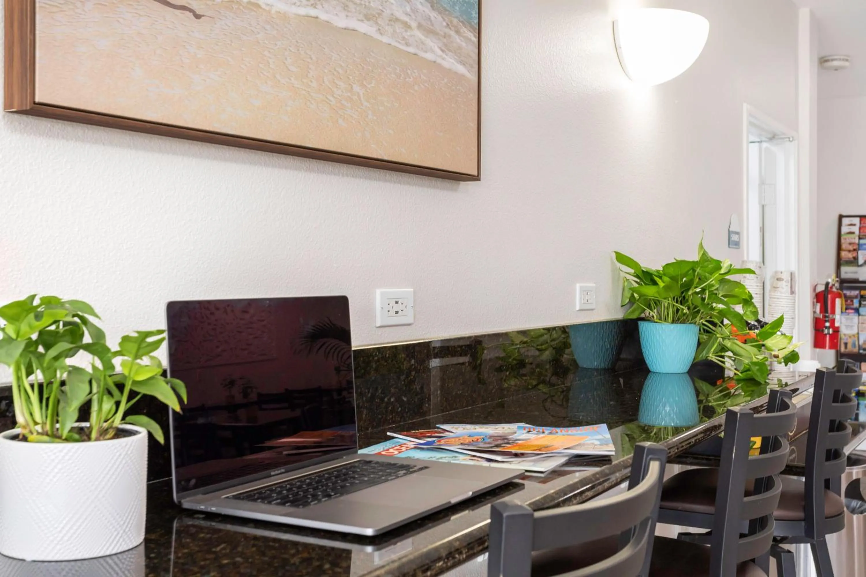 Facade/entrance in The Hotel Oceanside