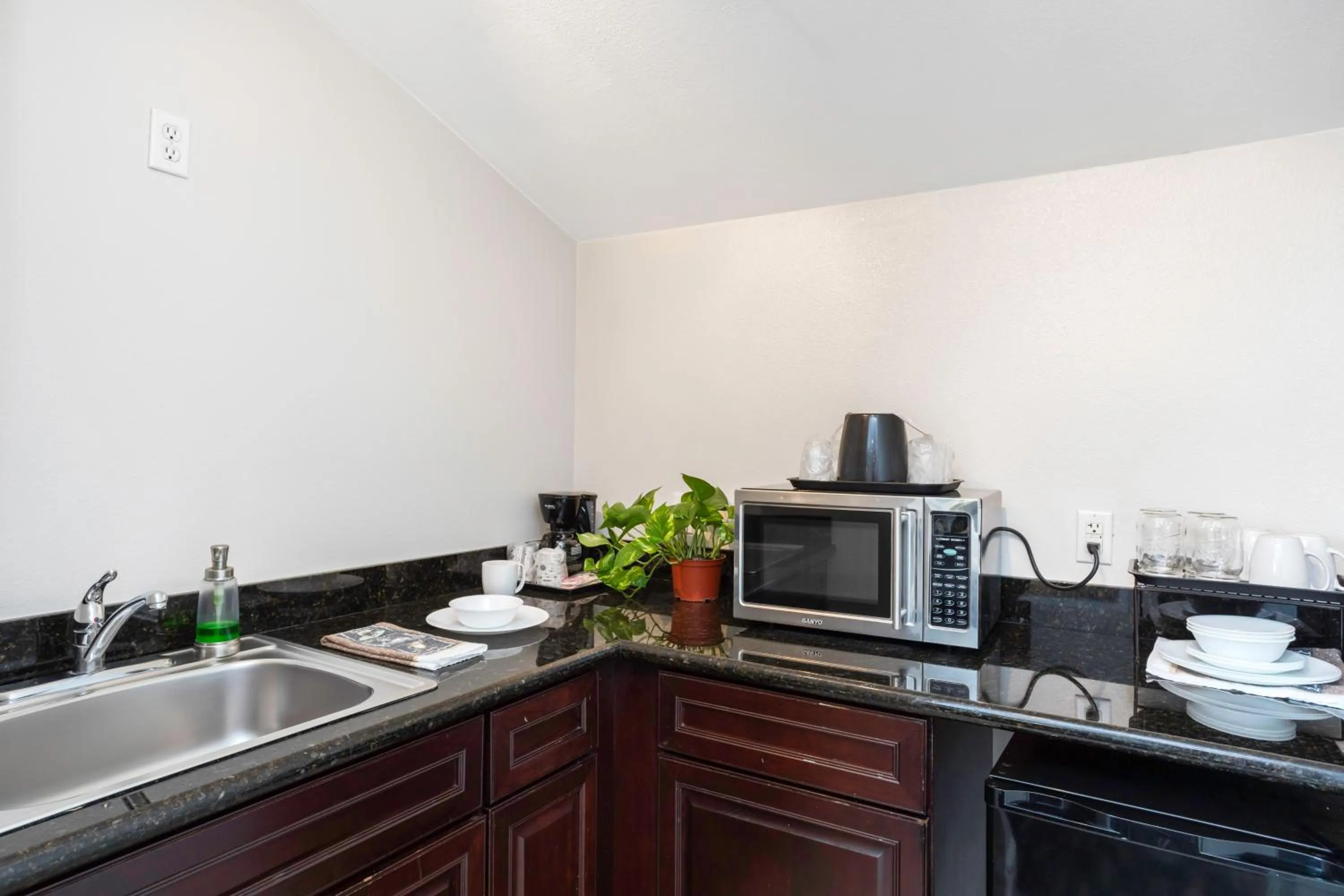 TV and multimedia in The Hotel Oceanside