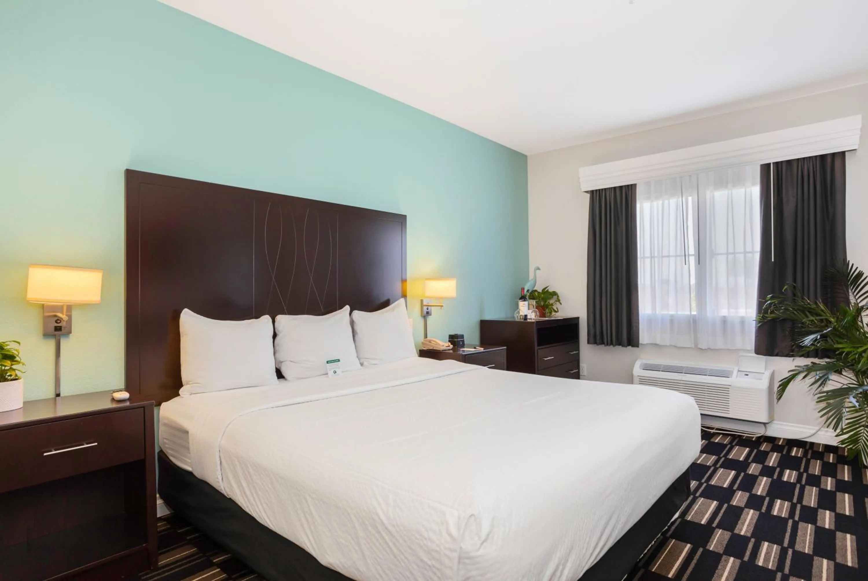 Bed in The Hotel Oceanside