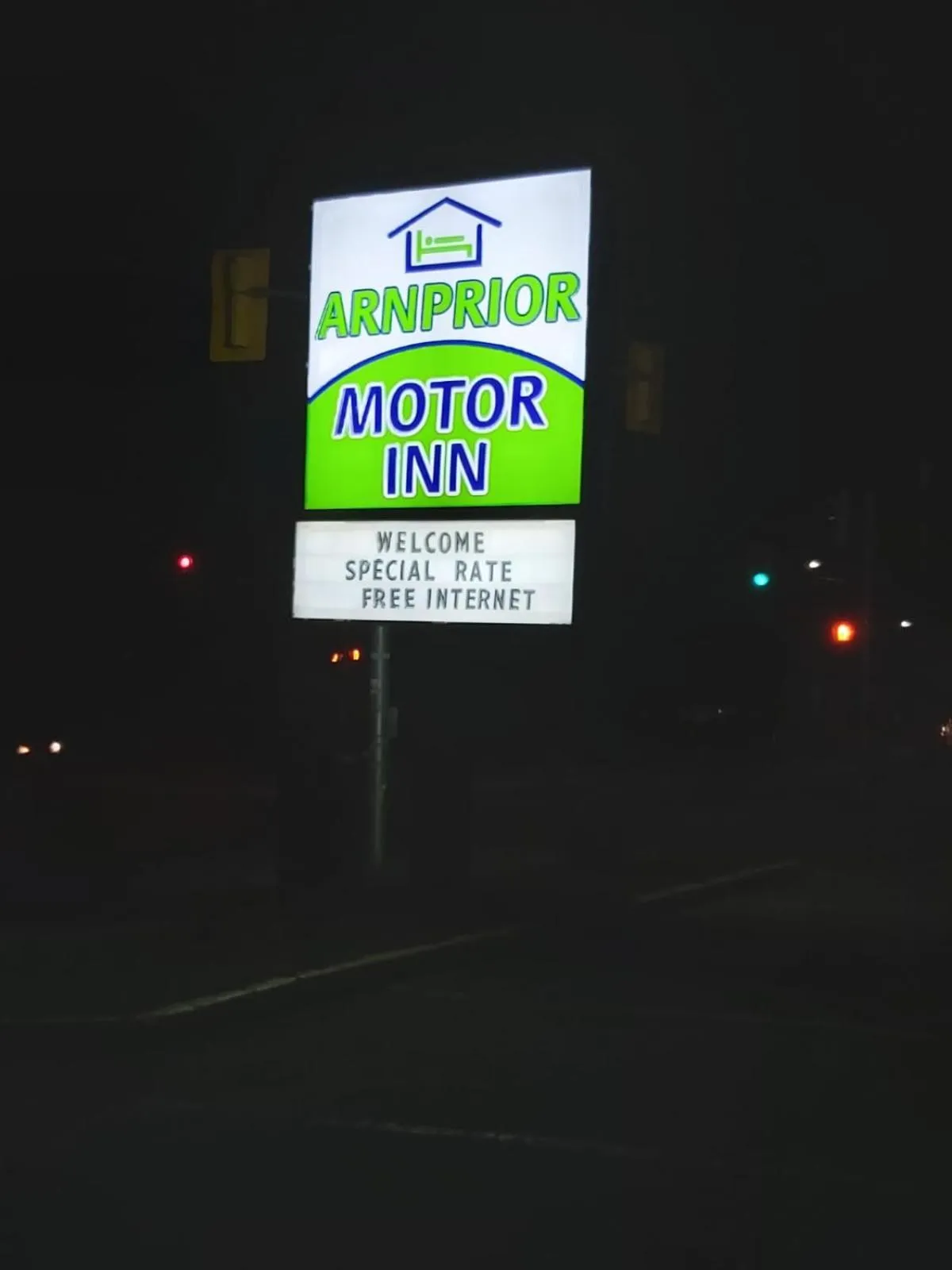 Arnprior Motor Inn