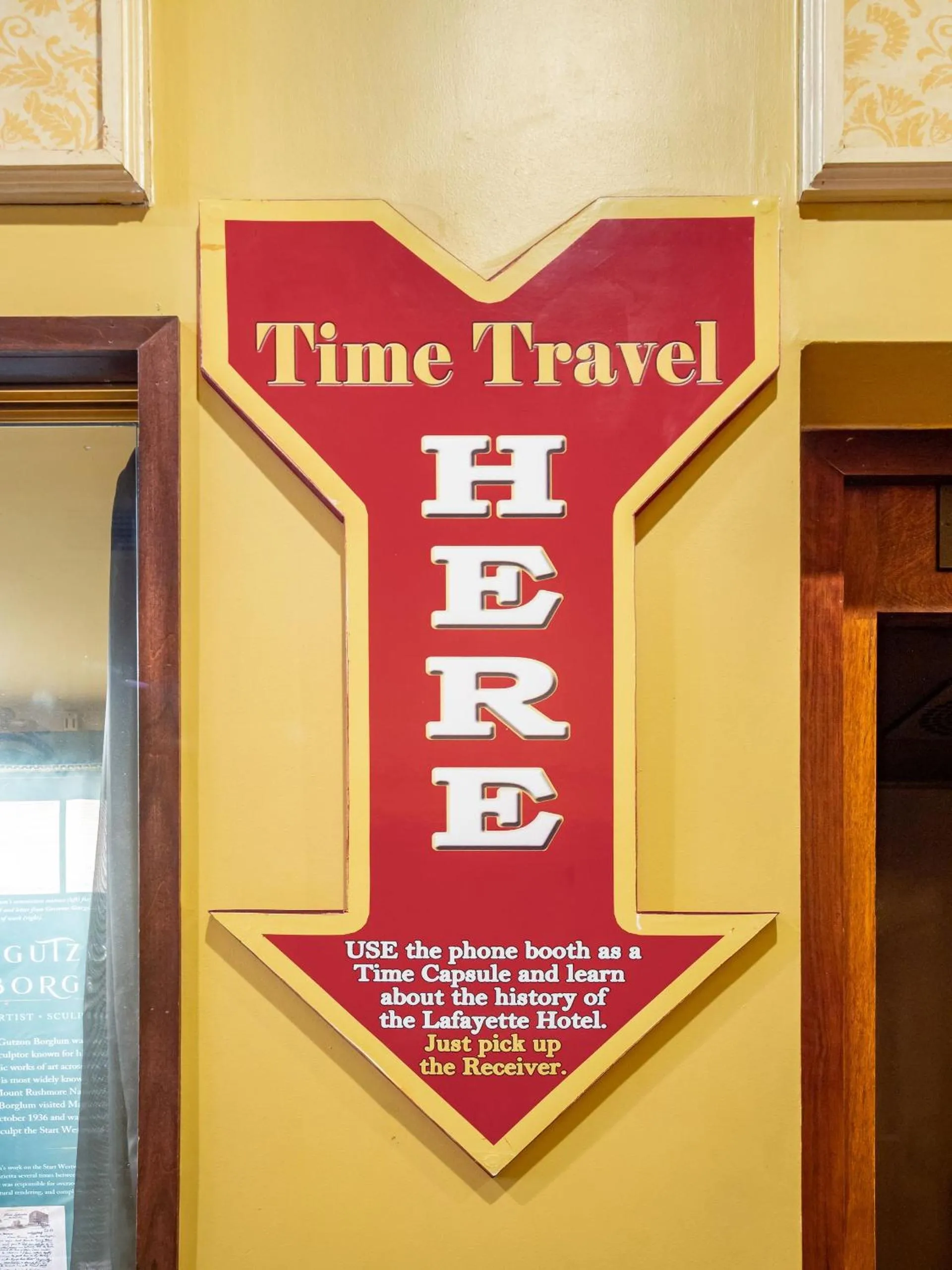 Decorative detail in Lafayette Hotel Marietta