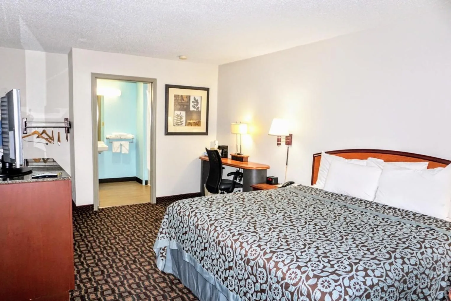 Bed in Days Inn by Wyndham Augusta Wheeler Road