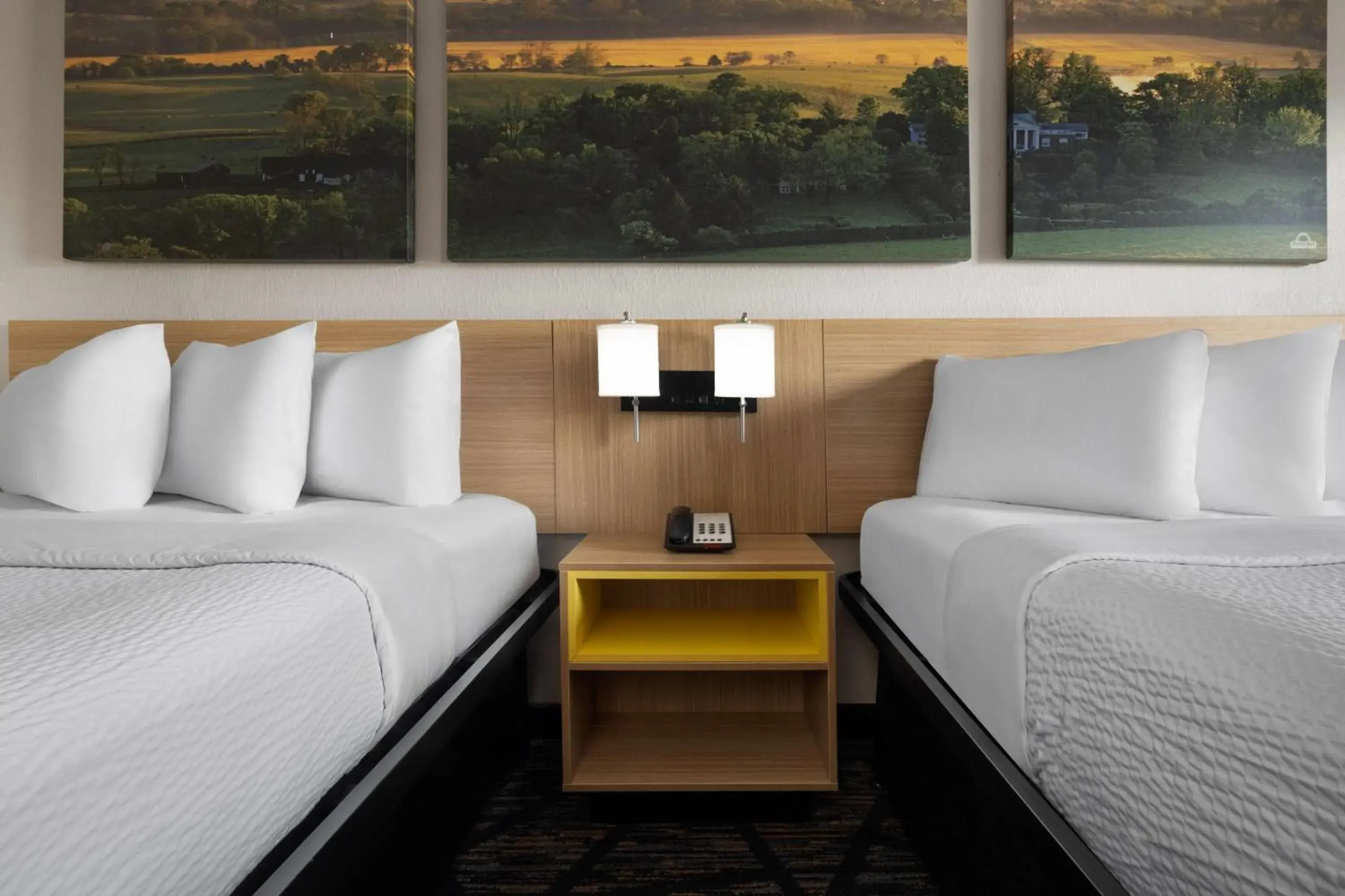 Deluxe Double Room with Two Double Beds - Non-Smoking in Days Inn by Wyndham Augusta Wheeler Road Deluxe Double Room with Two Double Beds - Non-Smoking in Days Inn by Wyndham Augusta Wheeler Road