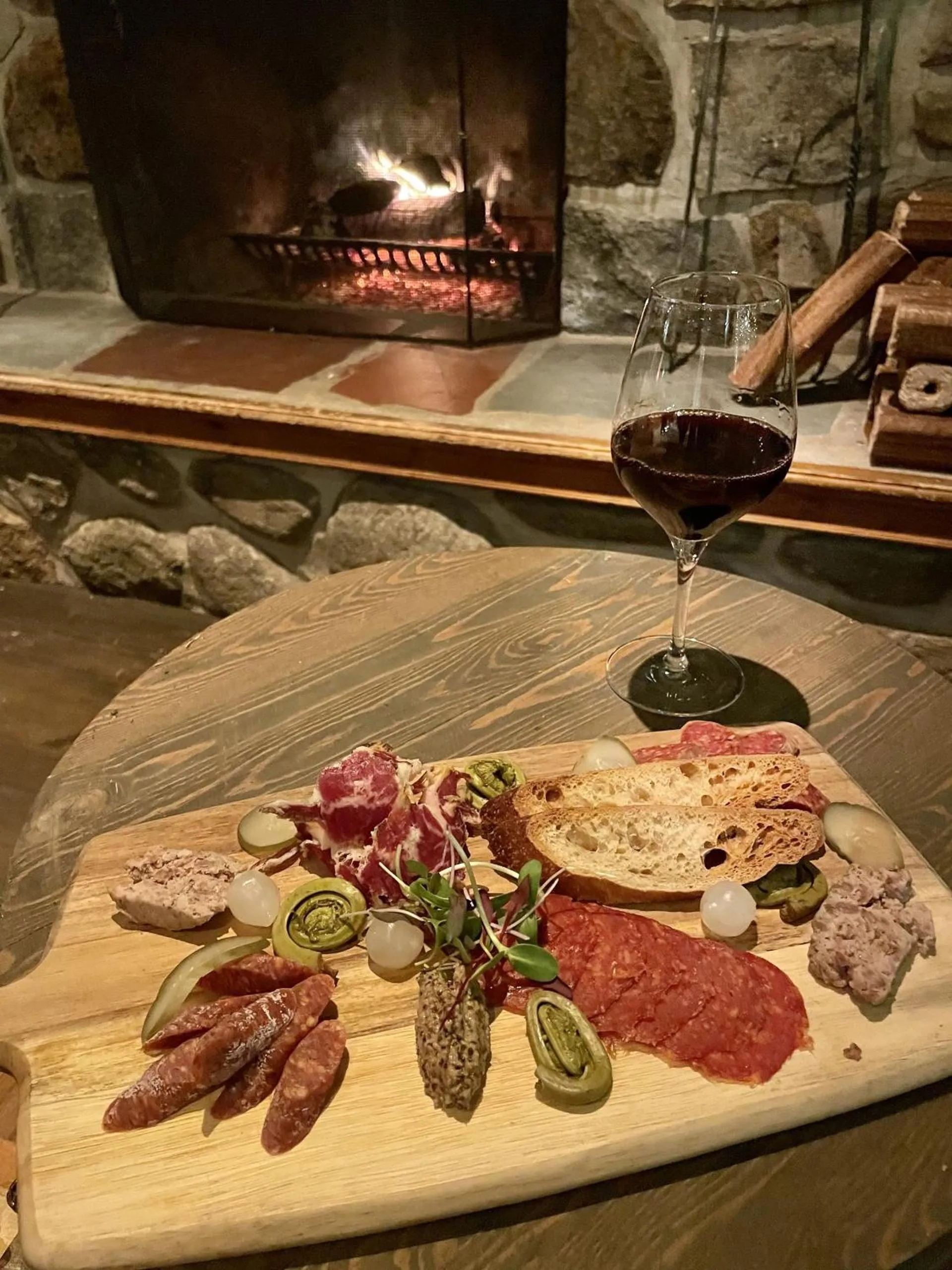 Restaurant/places to eat in Domaine Jolivent