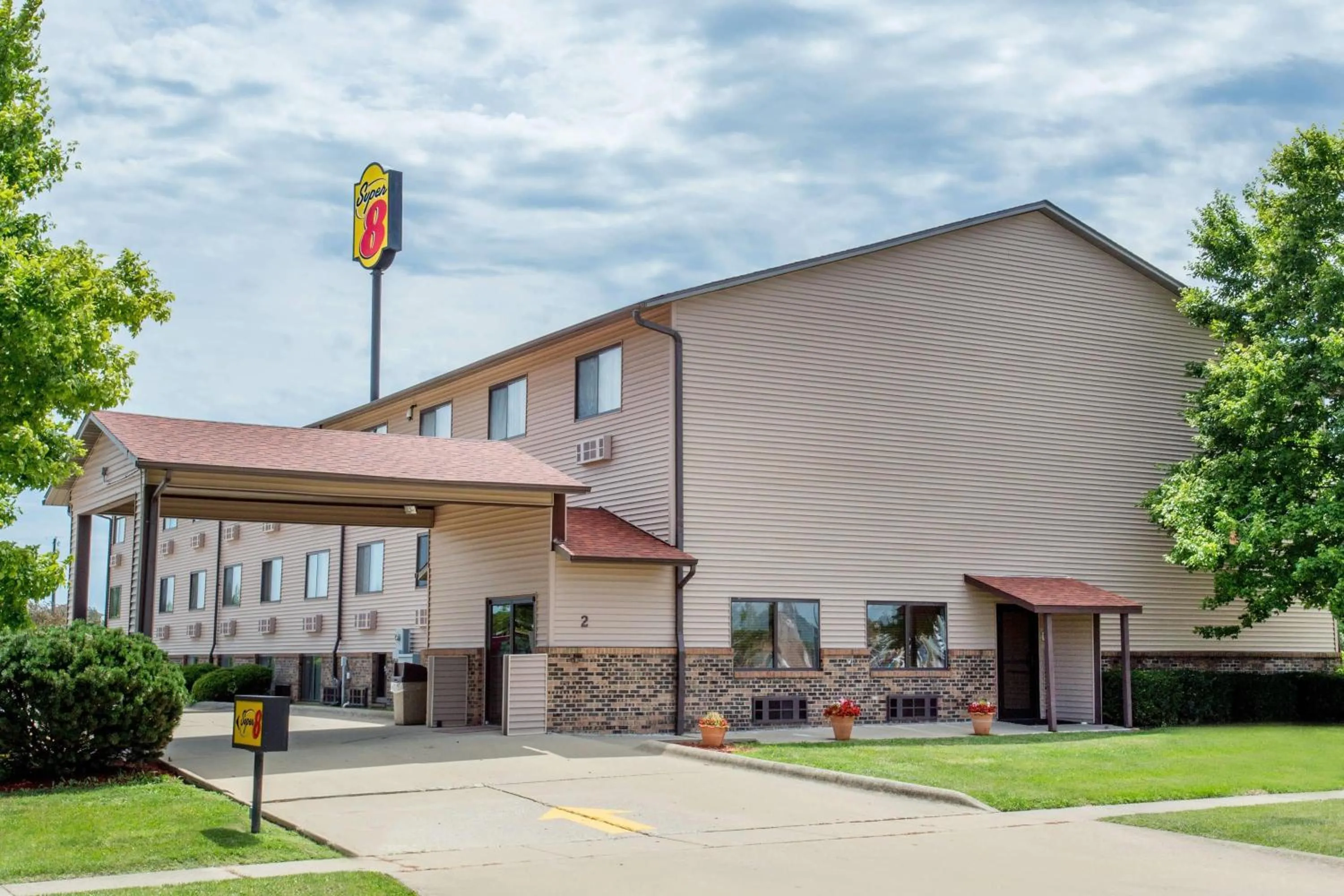 Property building in Super 8 by Wyndham Normal Bloomington
