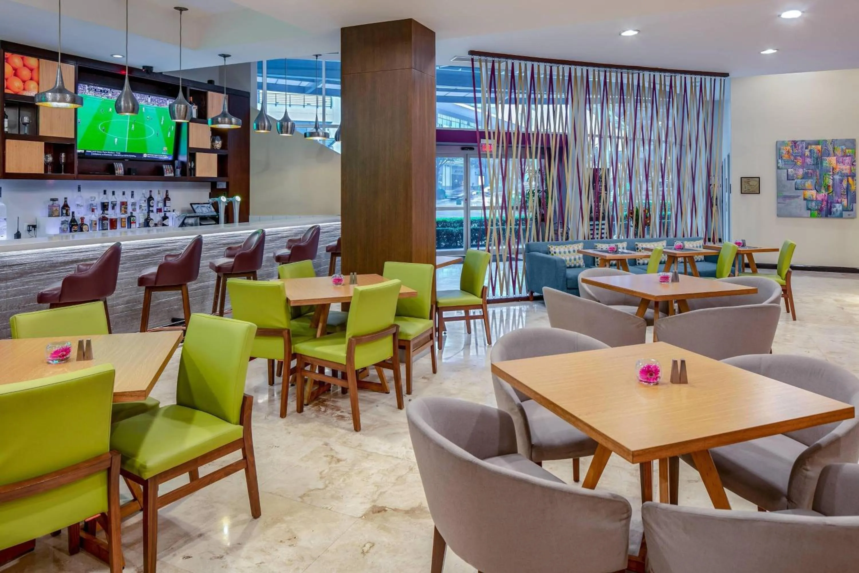 Restaurant/places to eat in Residence Inn by Marriott San Jose Escazu