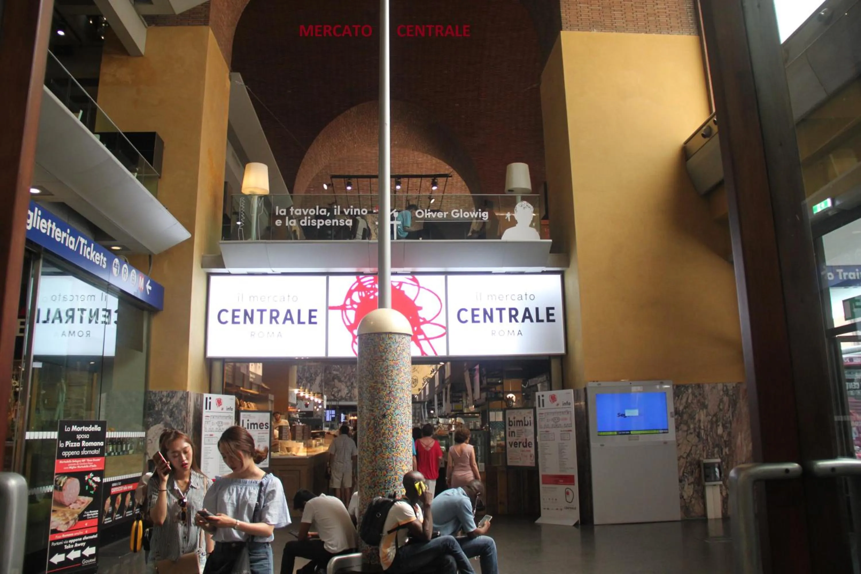 Restaurant/places to eat in Roma Vespahouse