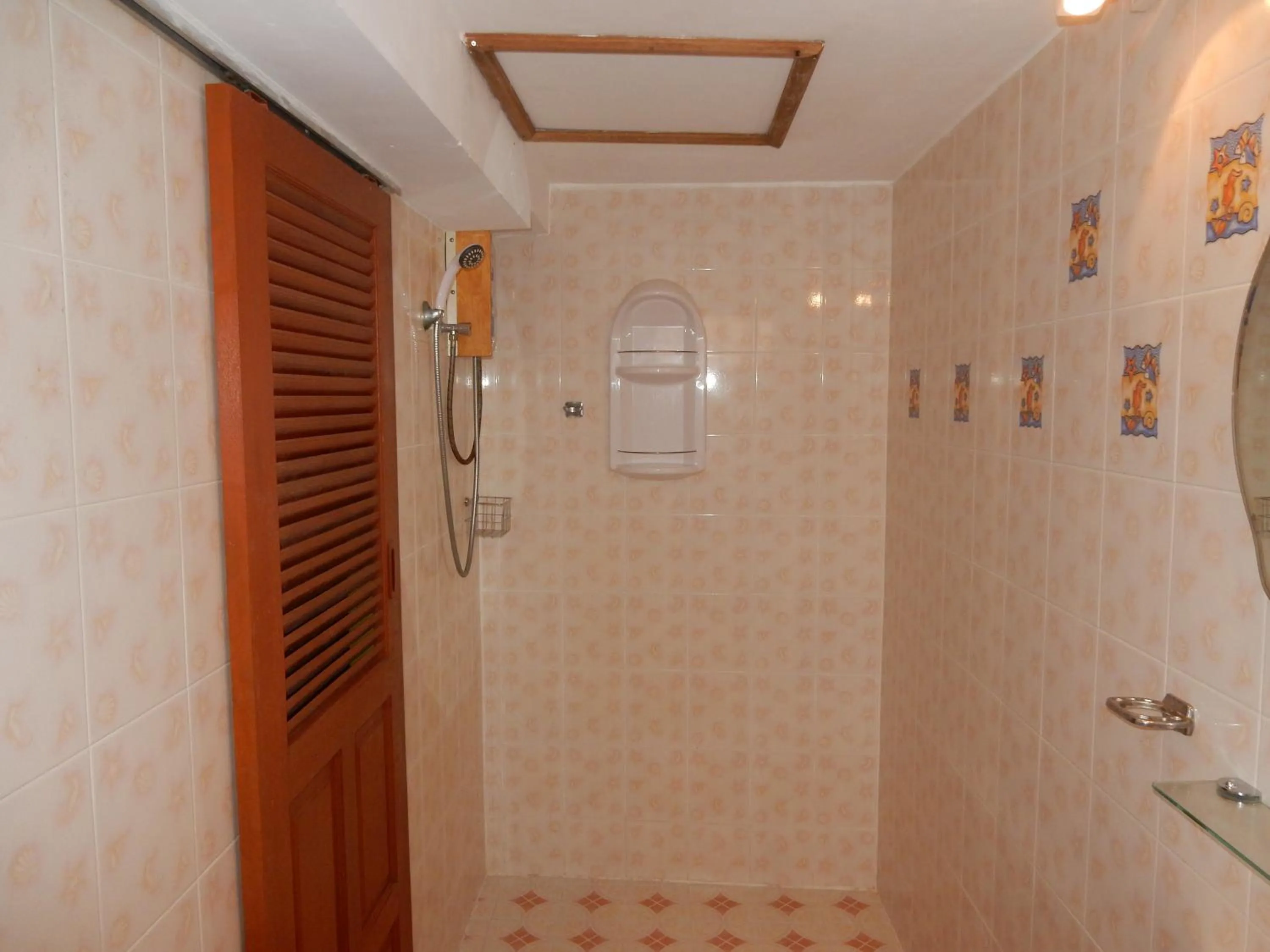 Bathroom in Chez Charly Bungalow