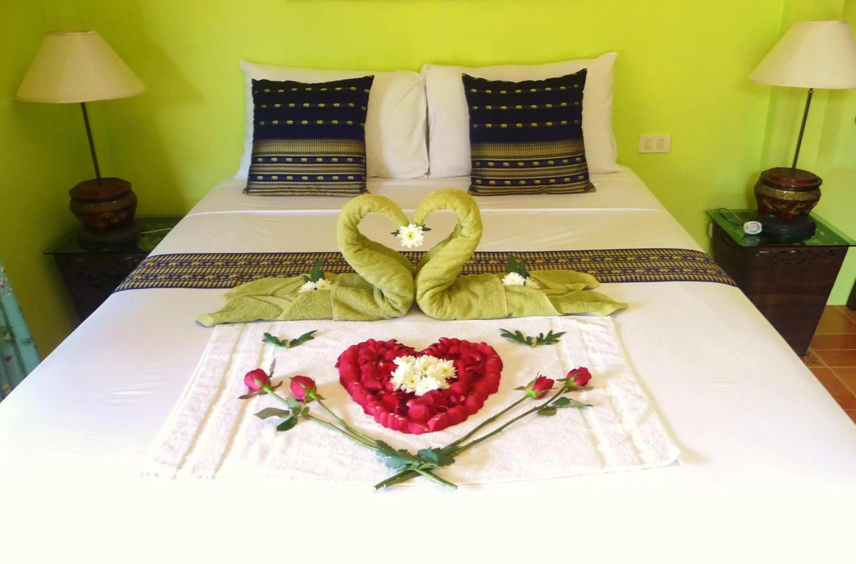 Bed in Chez Charly Bungalow