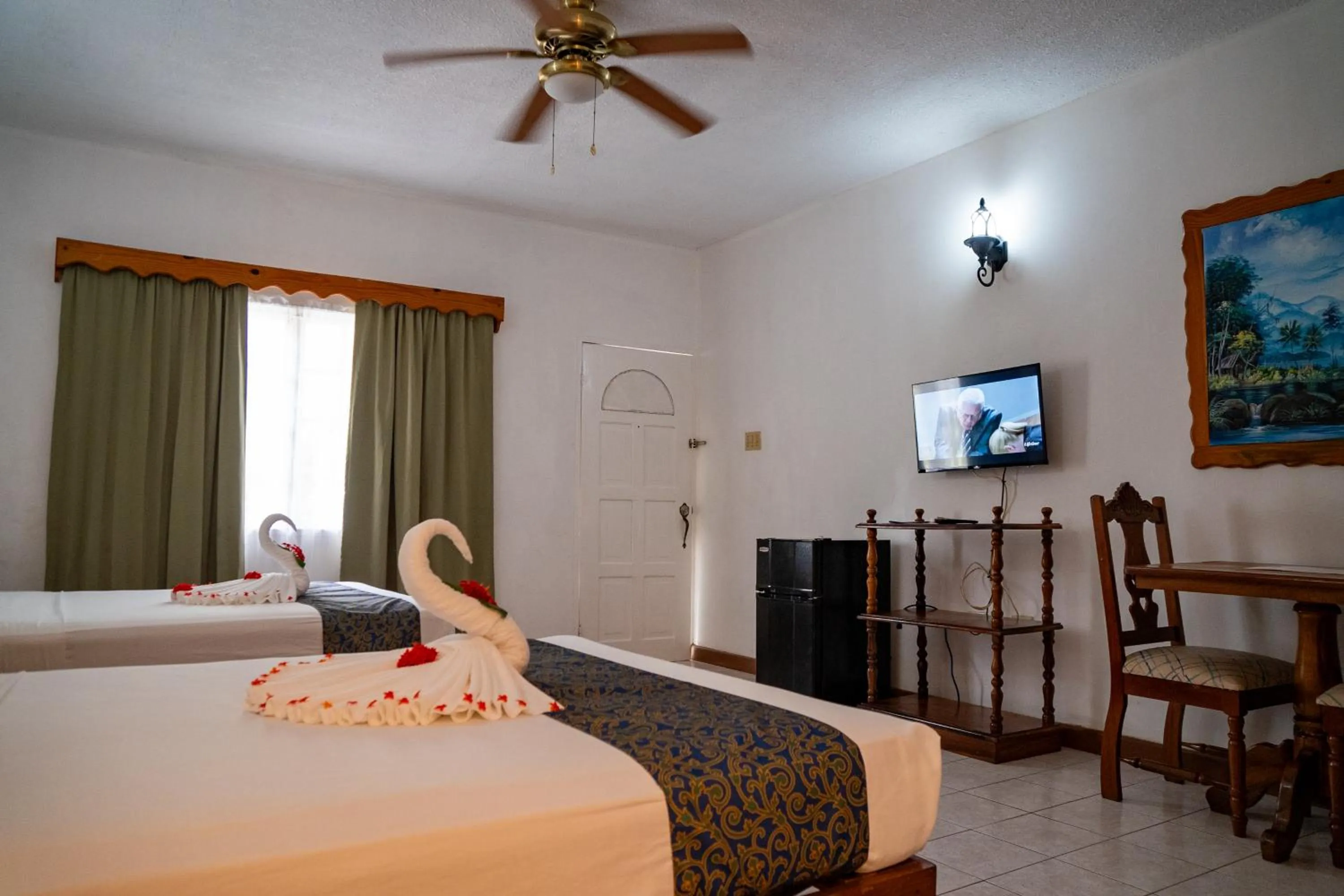 Bedroom, Bed in Merrils Beach Resort II