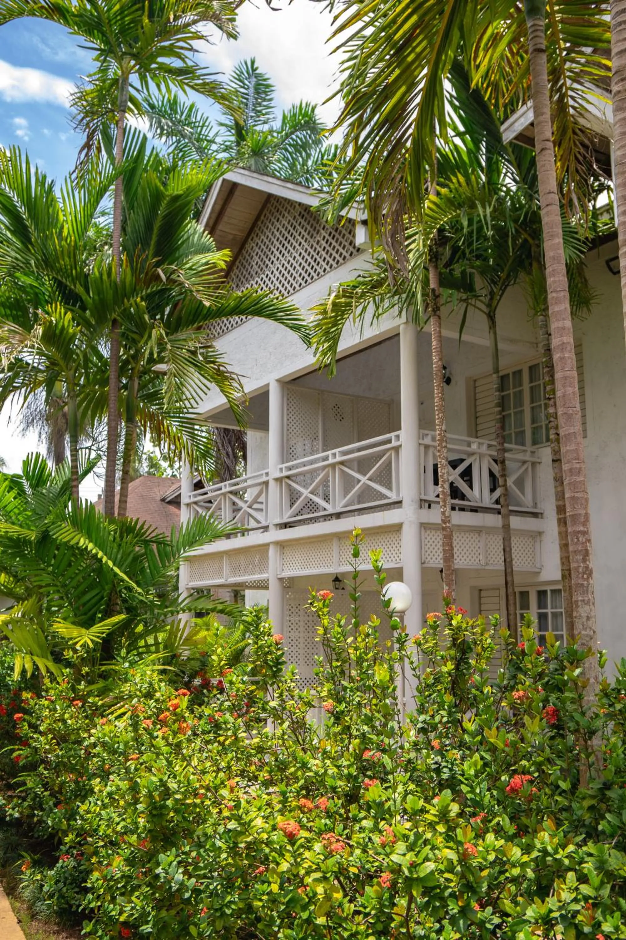 Property building in Merrils Beach Resort II