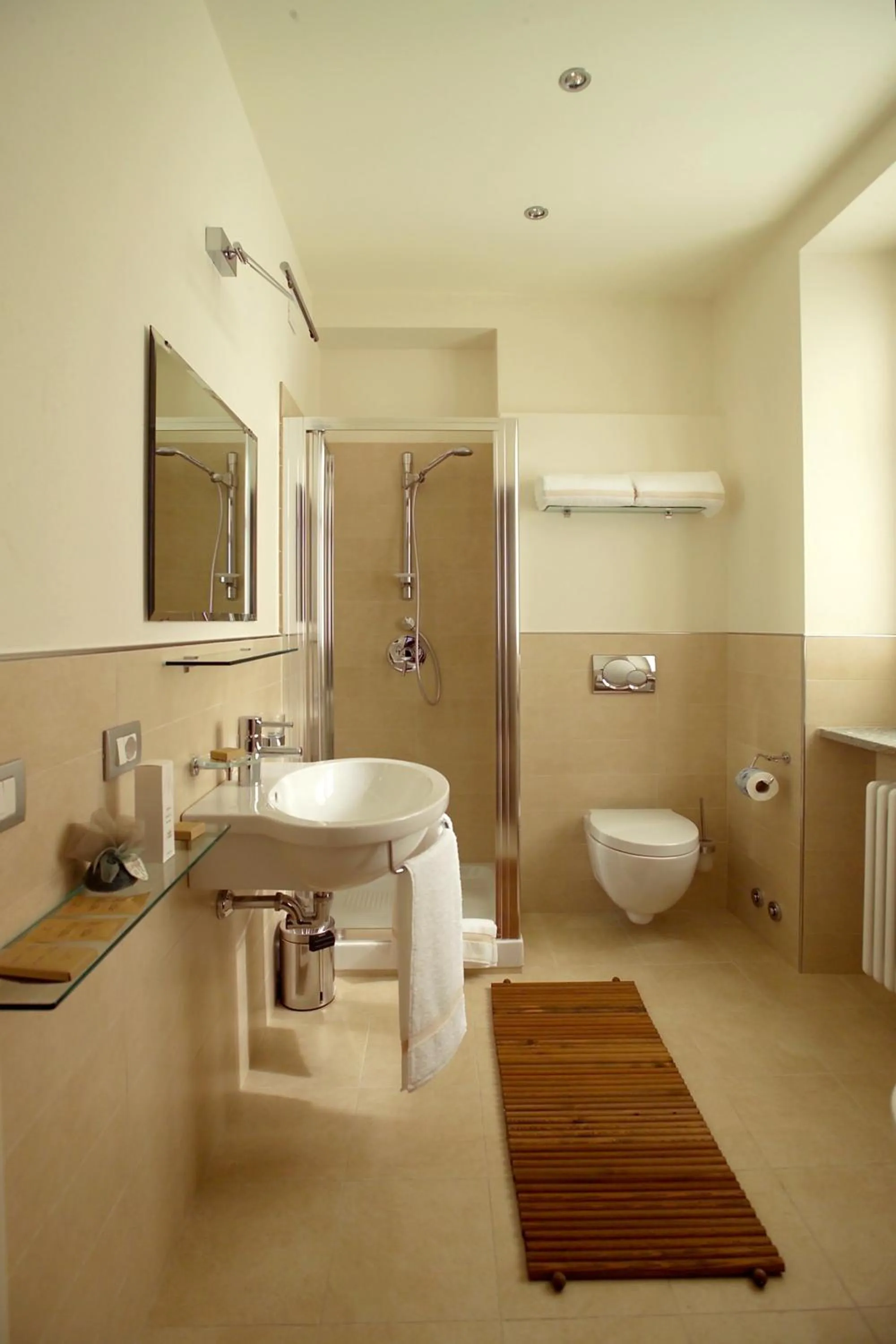 Shower in Rocche Costamagna Art Suites