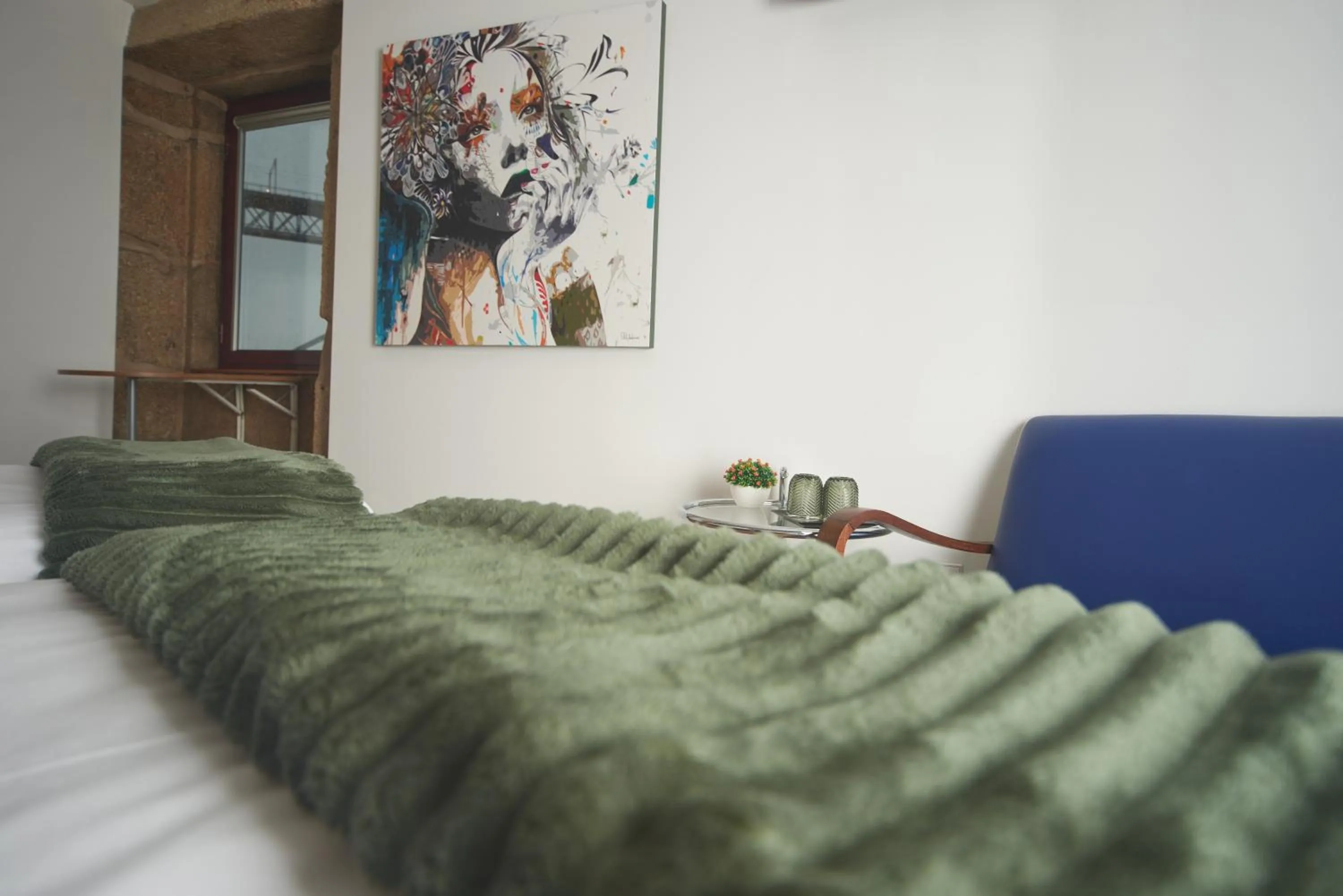 Bed in Bridge It - Suites & Views