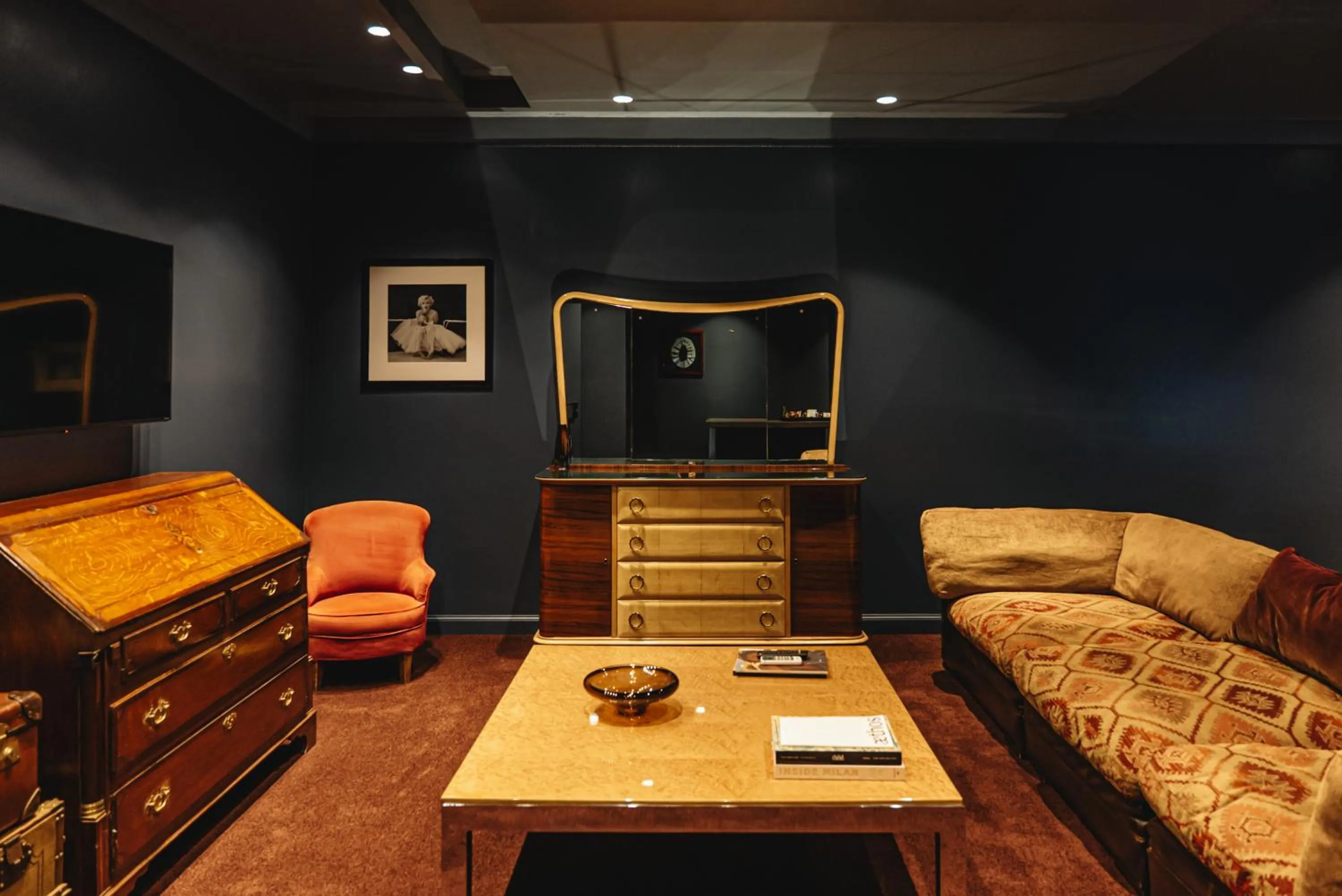 Living room in Aethos Hotel Milan