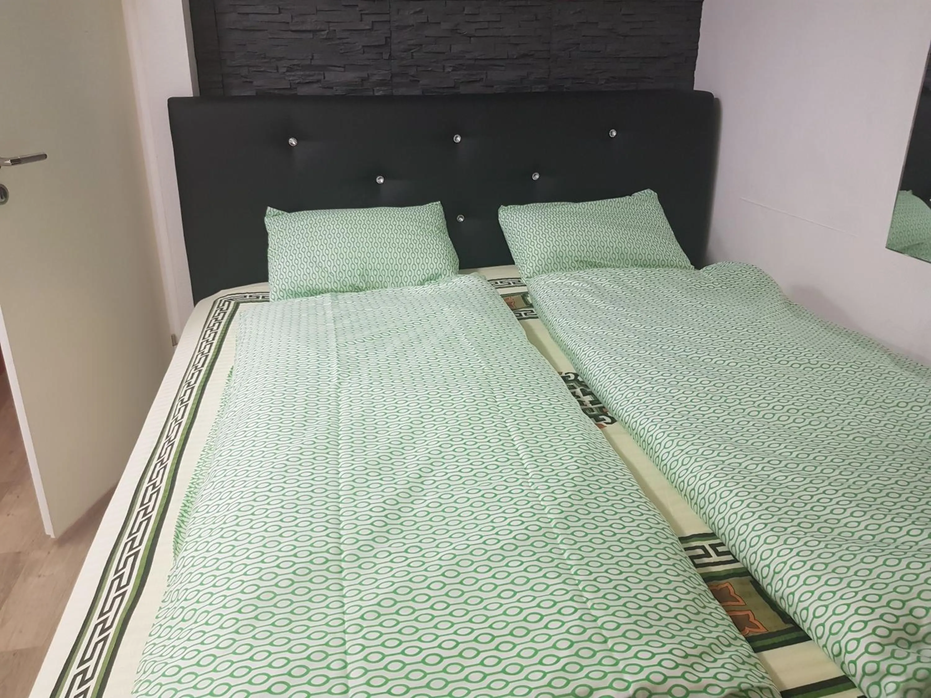 Bed in Swiss Dewa