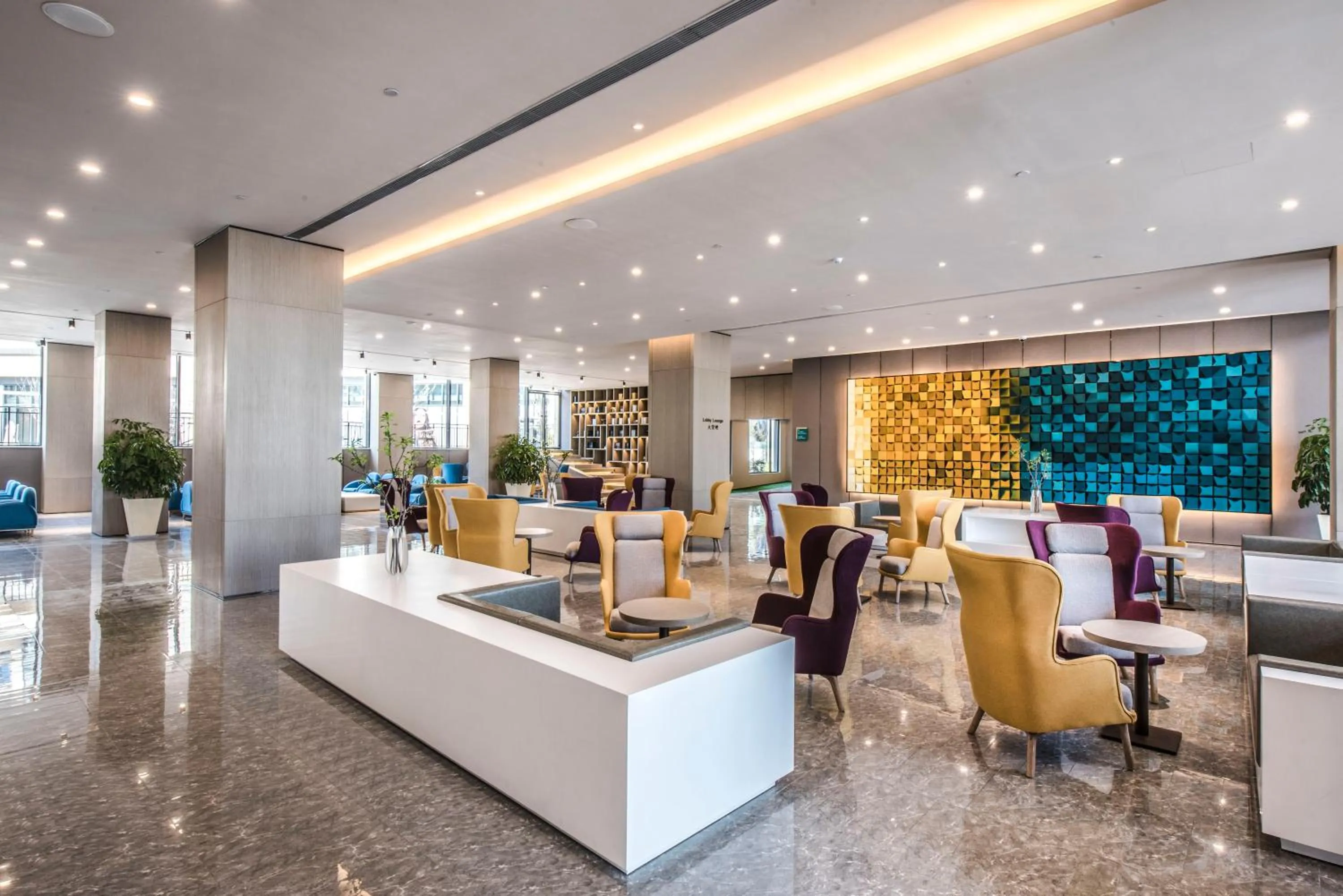 Lounge or bar in Q-Box Hotel Shanghai Sanjiagang -Offer Pudong International Airport and Disney shuttle