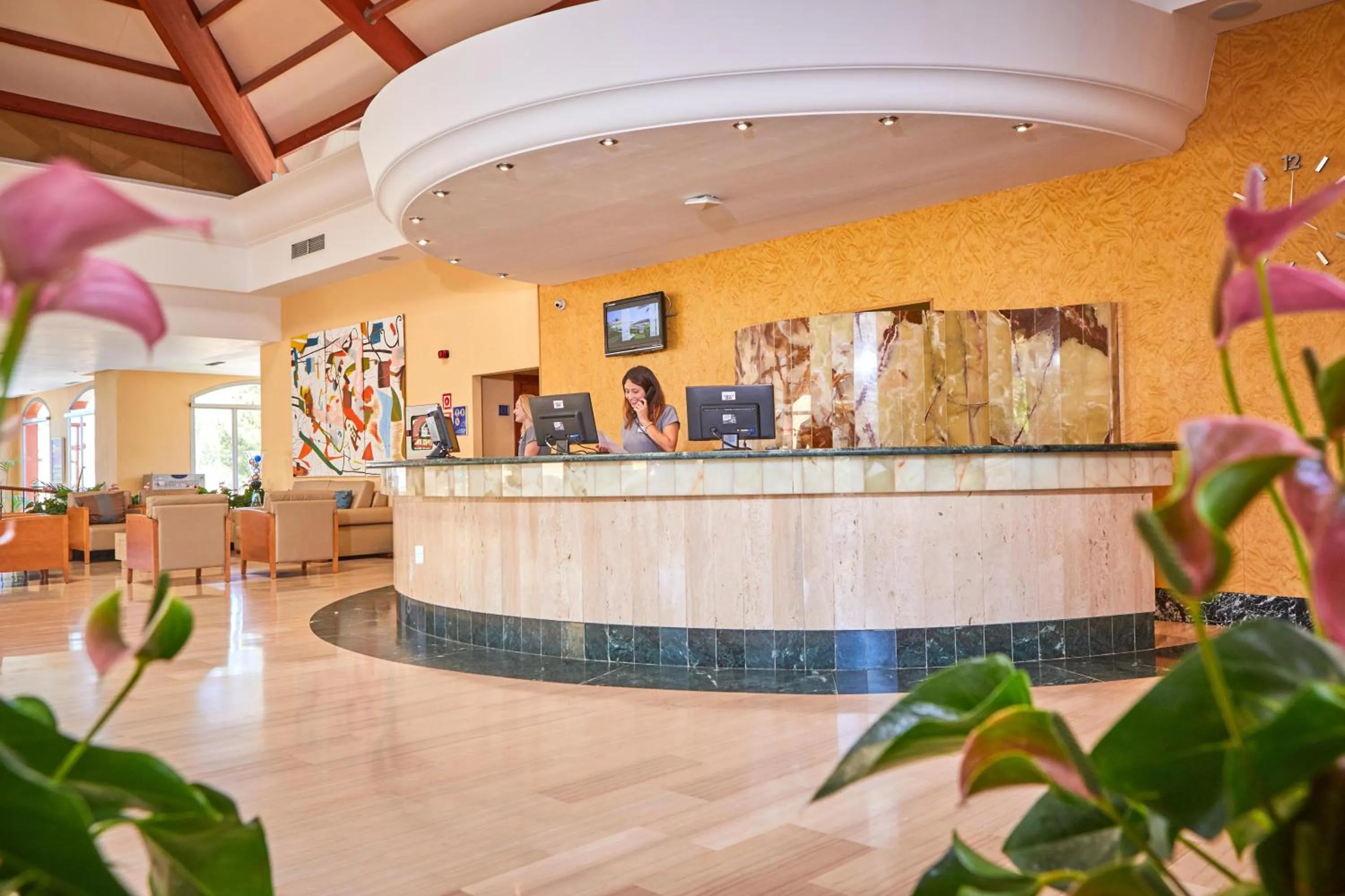 Lounge or bar in Zafiro Cala Mesquida