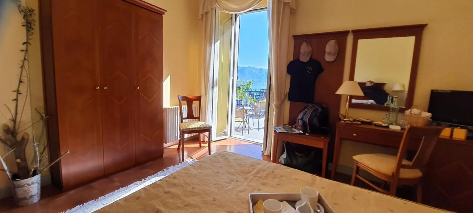 Bed in Hotel La Rondinella