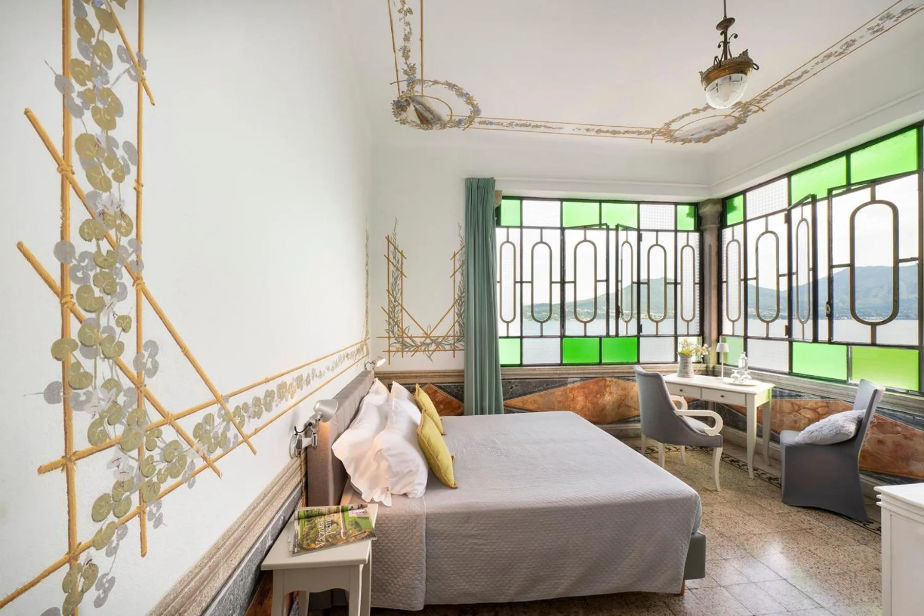 Bed in Hotel La Rondinella