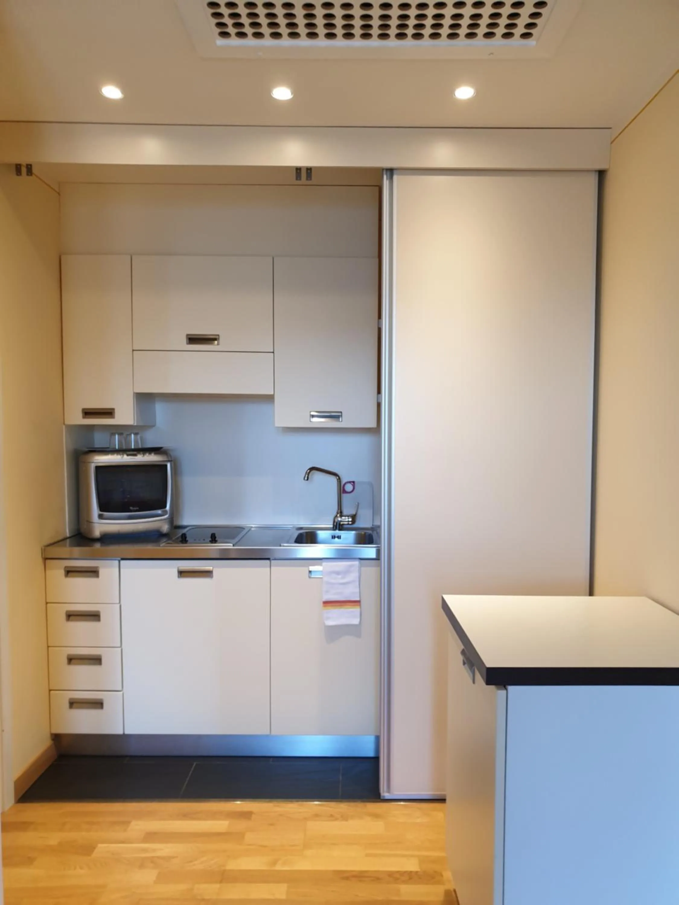 Kitchen or kitchenette in Hotel Residence La Luna Nel Porto