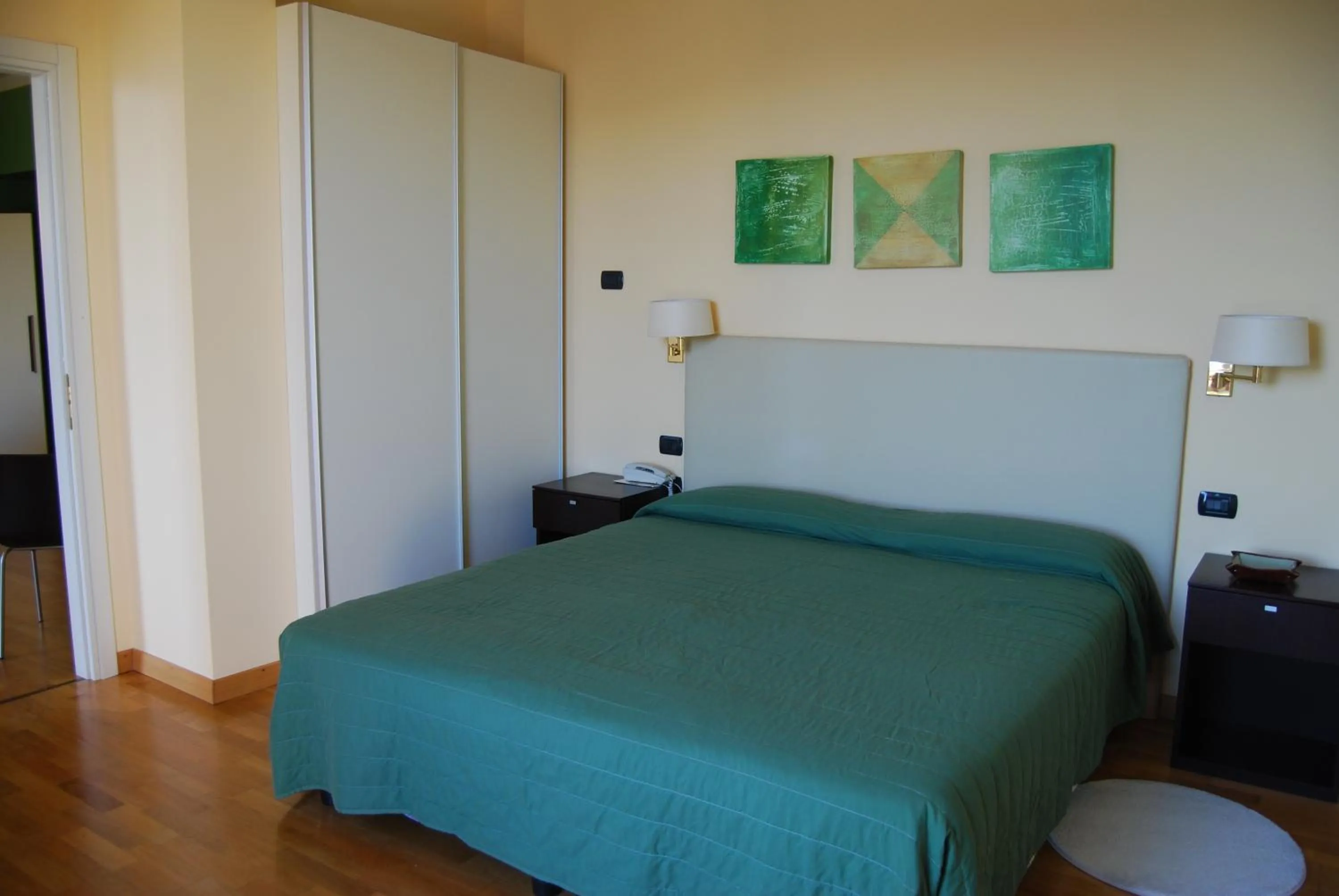 Bedroom, Bed in Hotel Residence La Luna Nel Porto