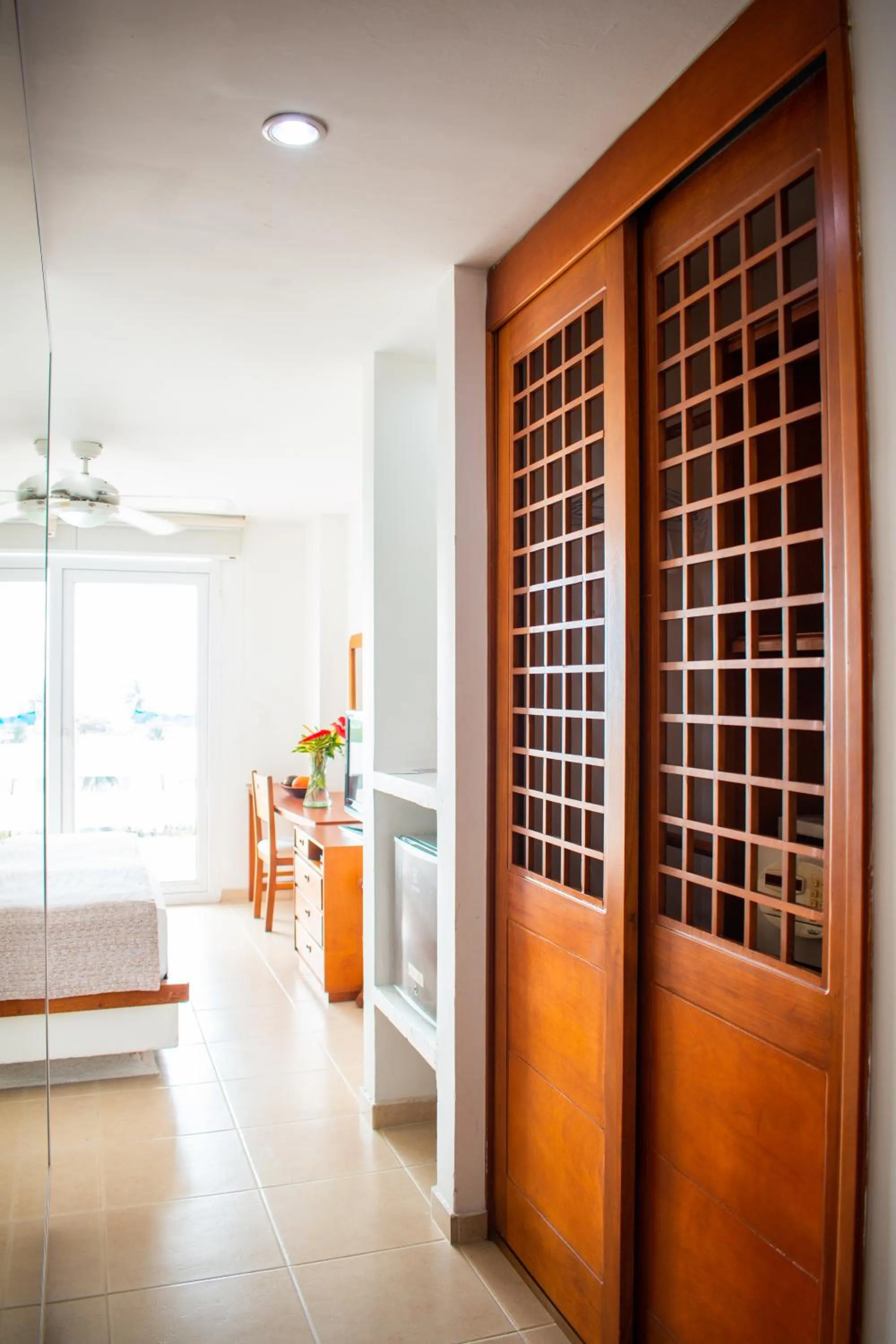 wardrobe in Blu Hotel by Tamaca