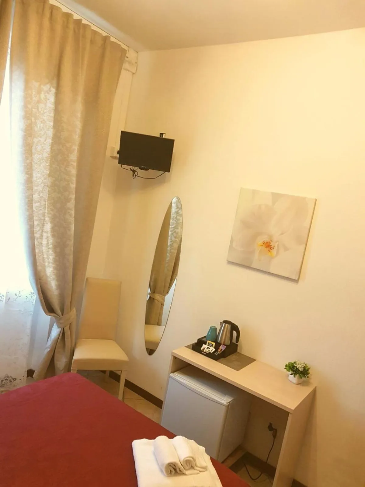 Photo of the whole room, Bed in B&B La Cittadella