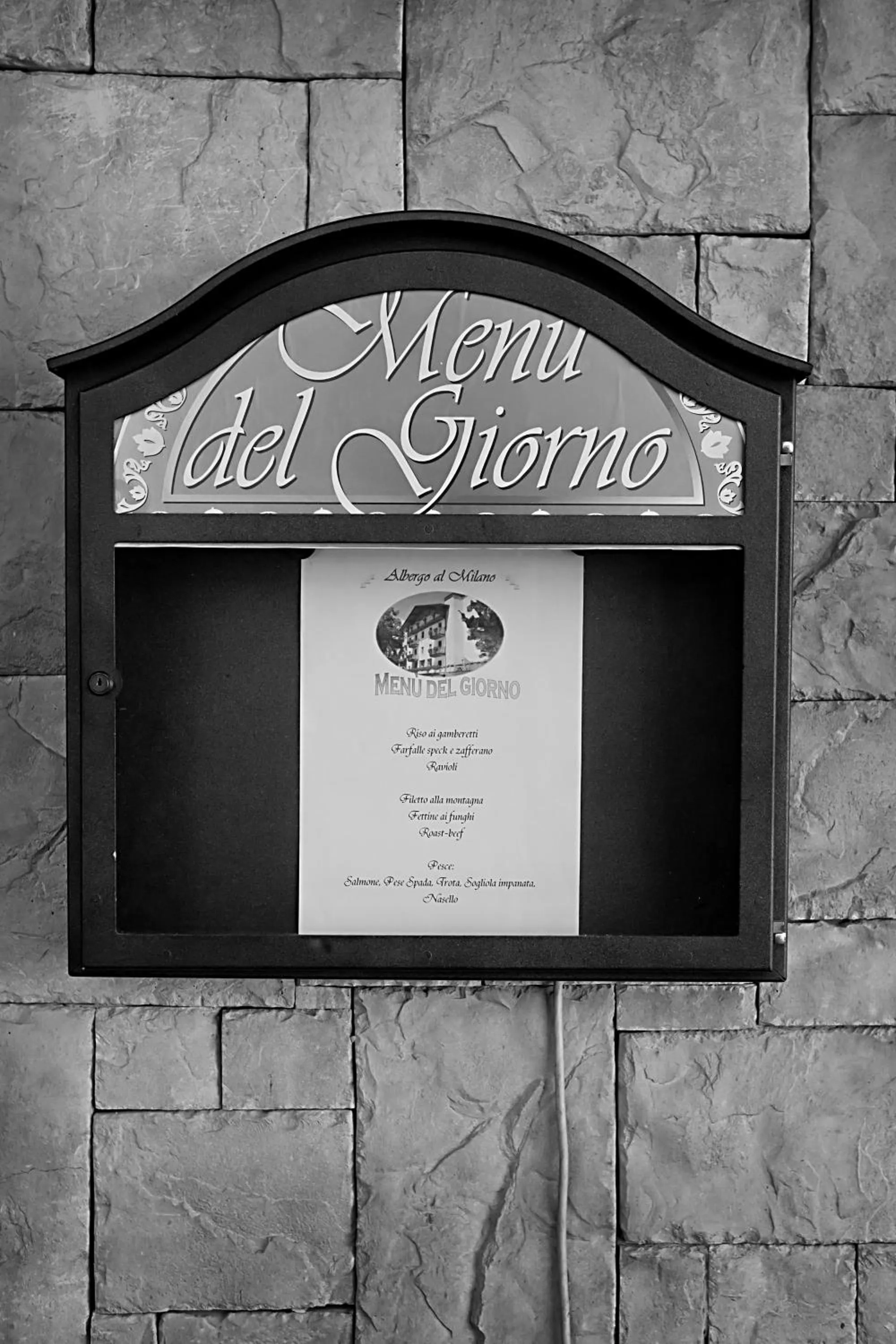 Restaurant/places to eat in Albergo Milano