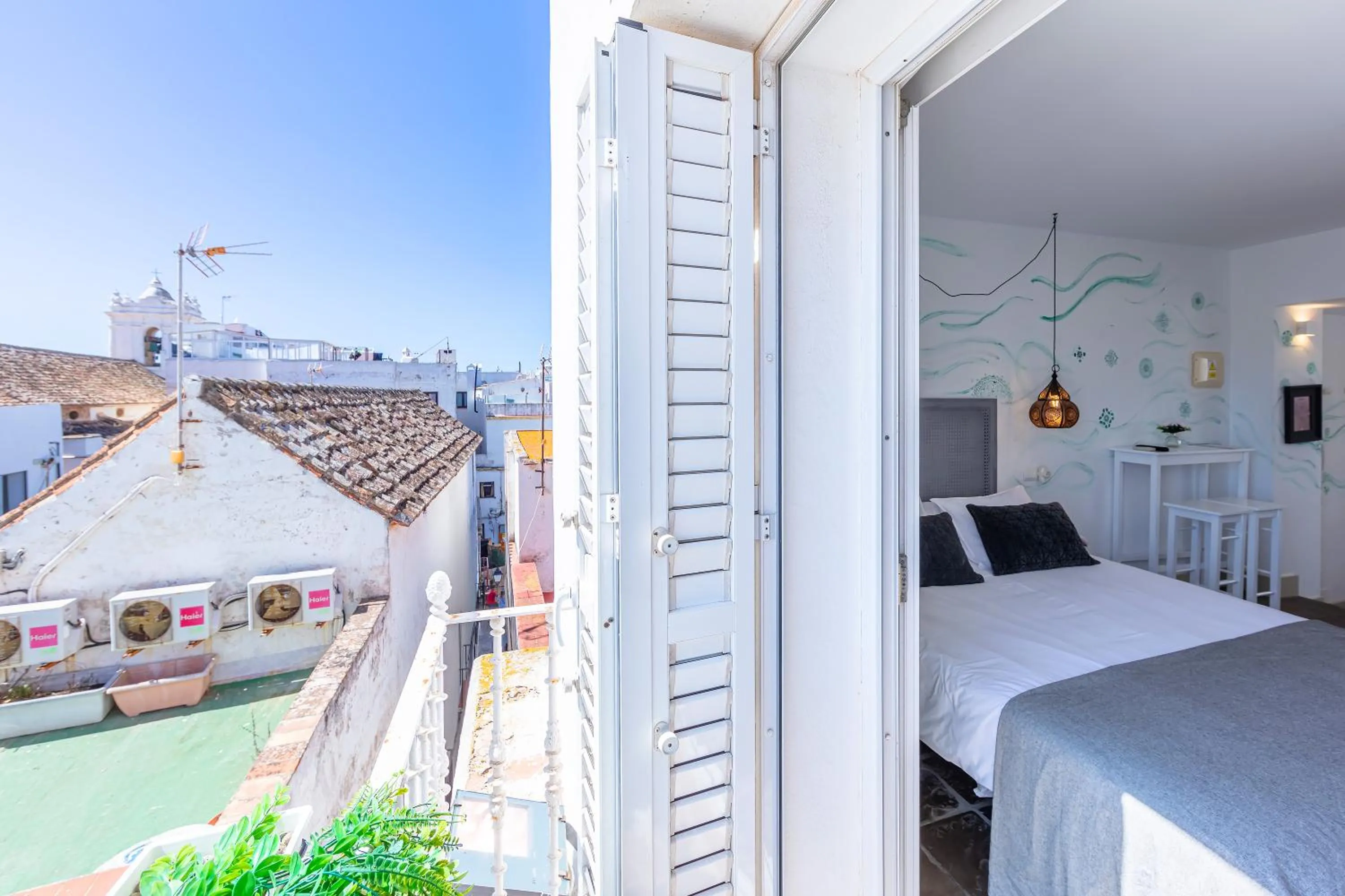 Balcony/Terrace, Bed in La Casa de la Favorita