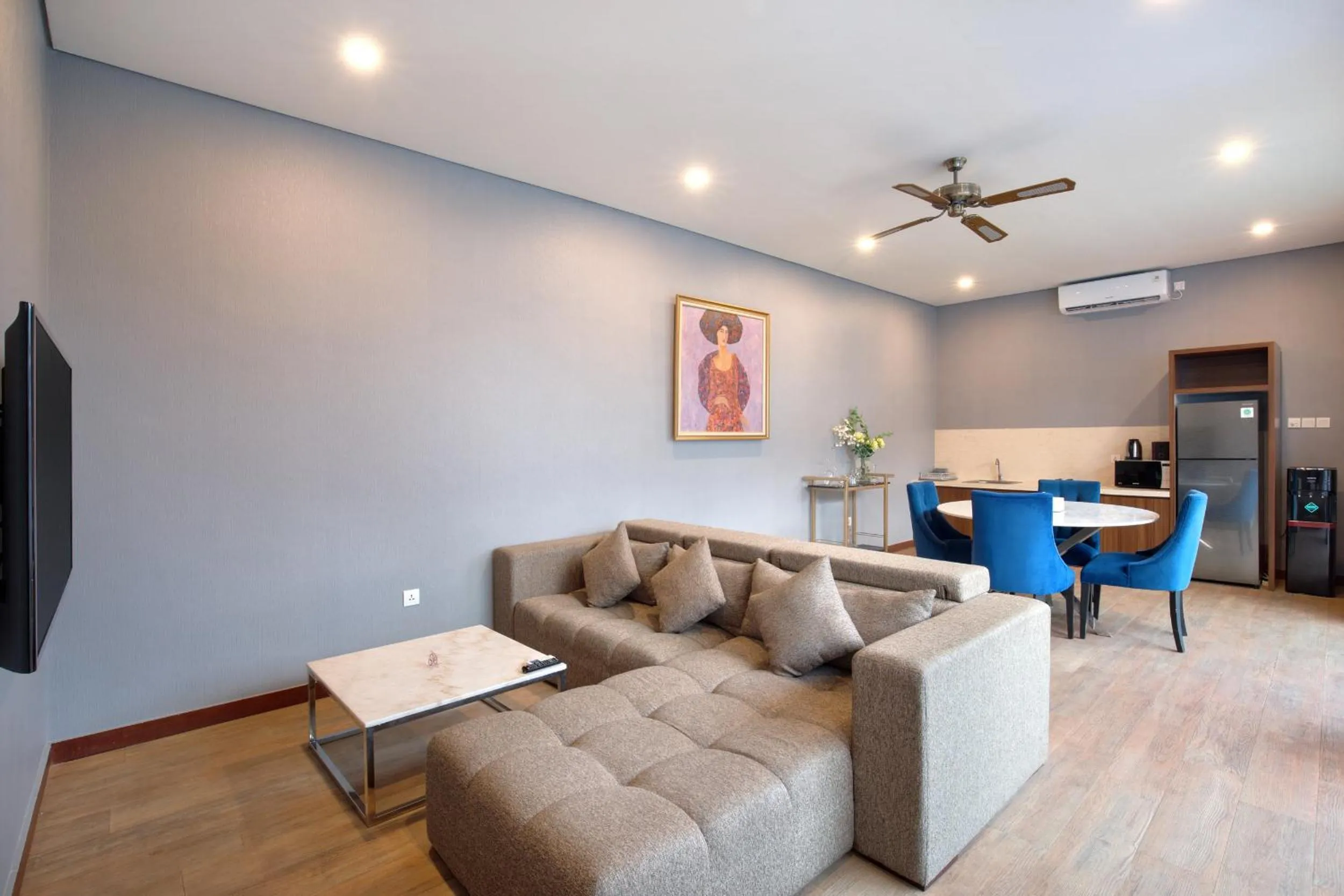 Kitchen or kitchenette in The Daha Luxury Villas