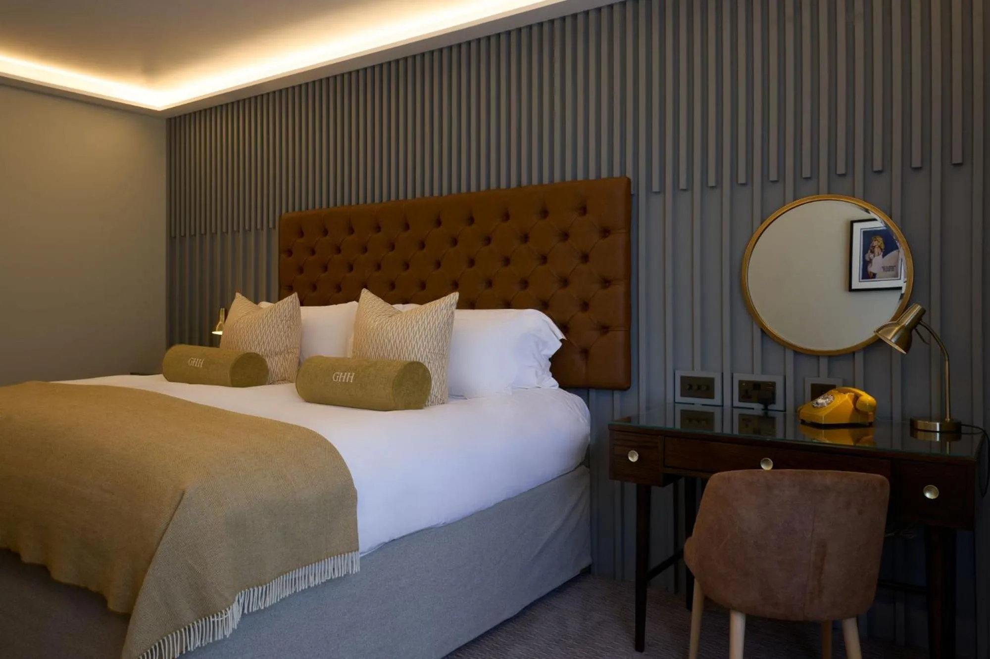 Bed in Harbour Hotel & Spa Guildford