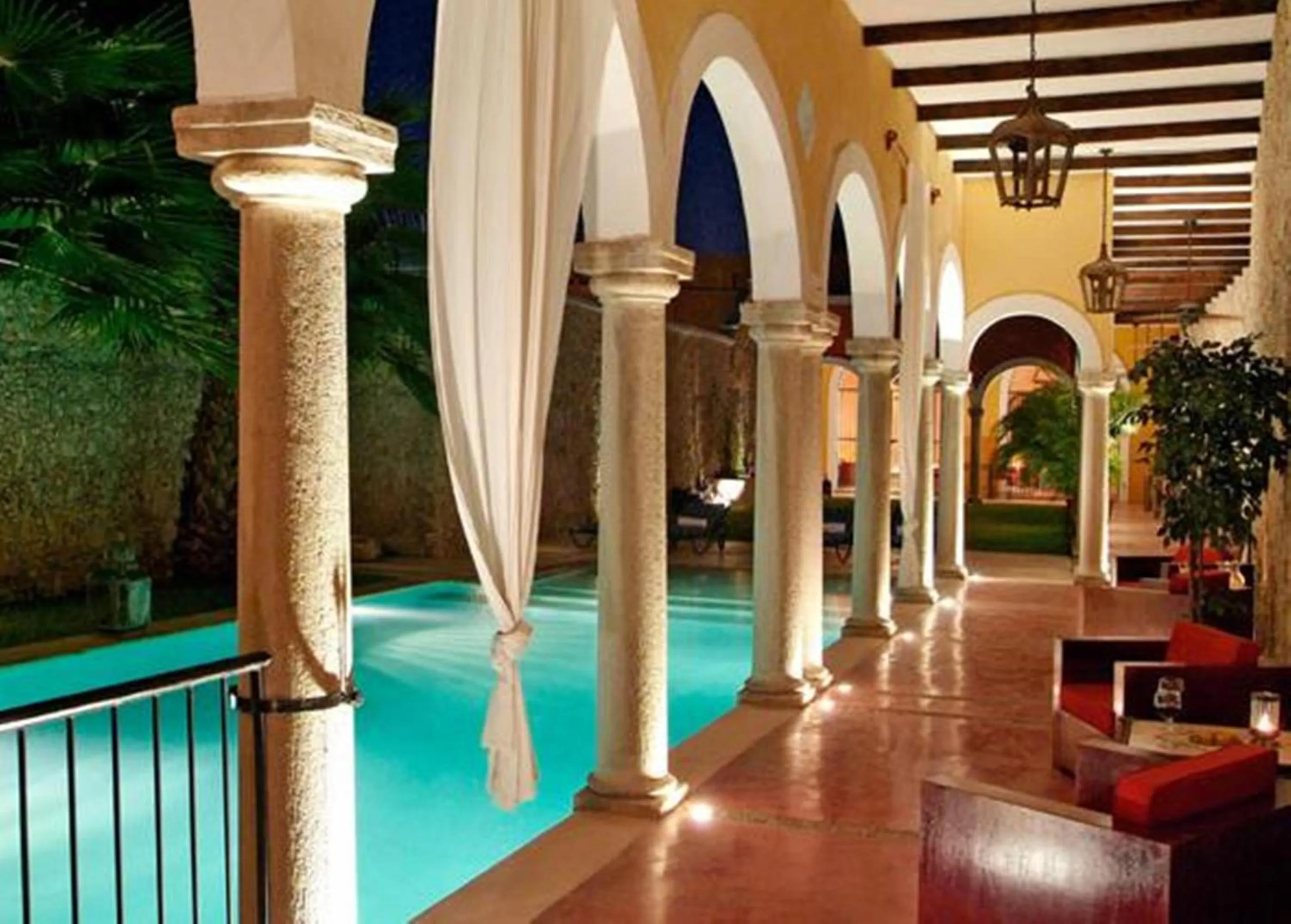 Swimming pool in Hotel Hacienda Mérida