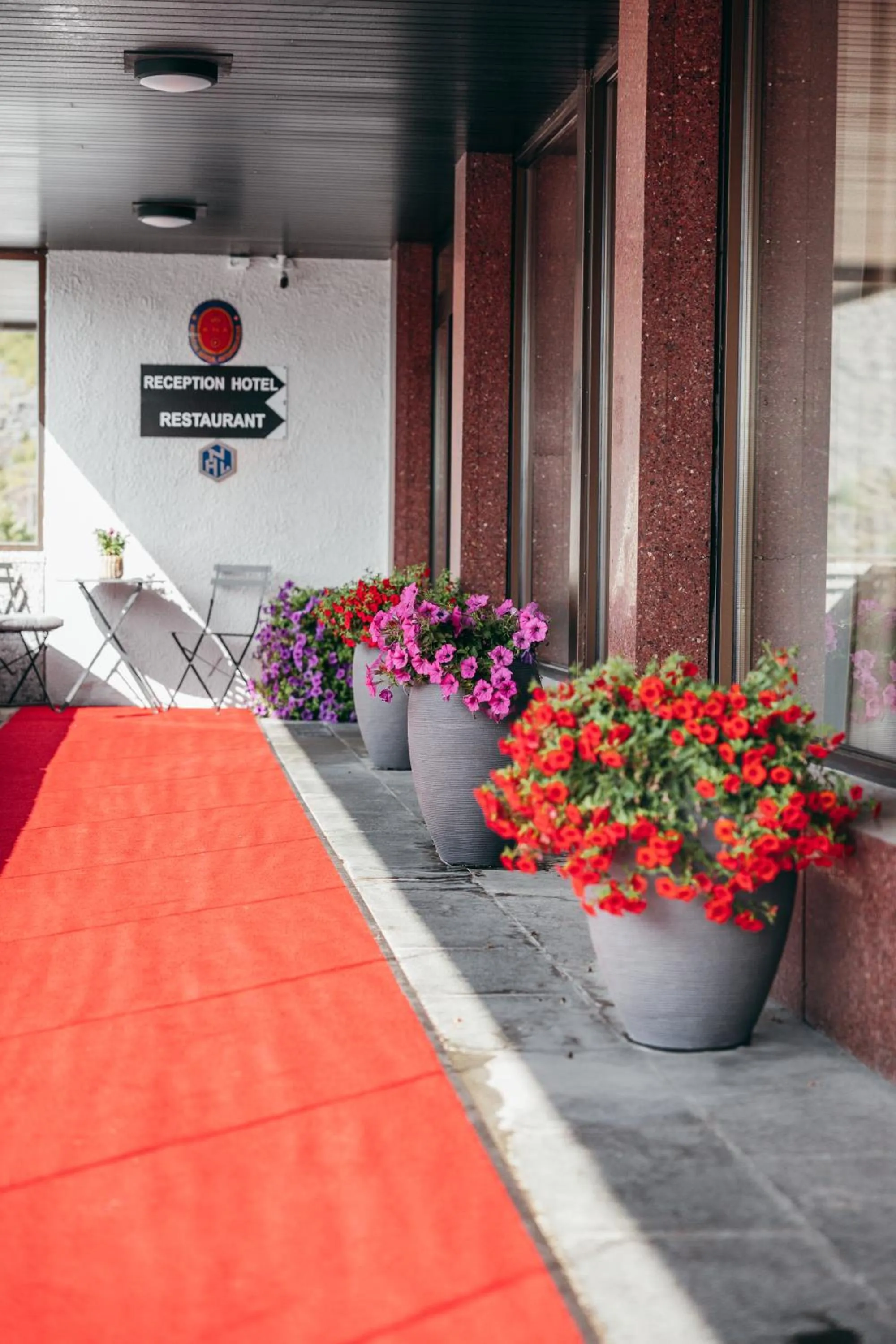 Facade/entrance in Live Lofoten Hotel