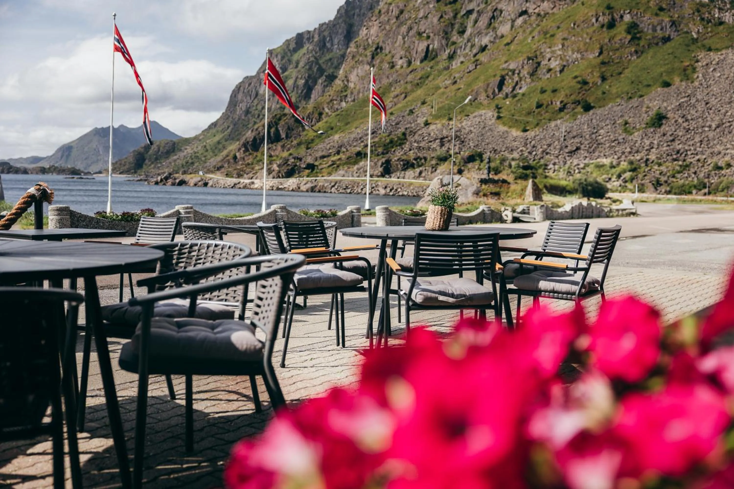 Restaurant/places to eat in Live Lofoten Hotel