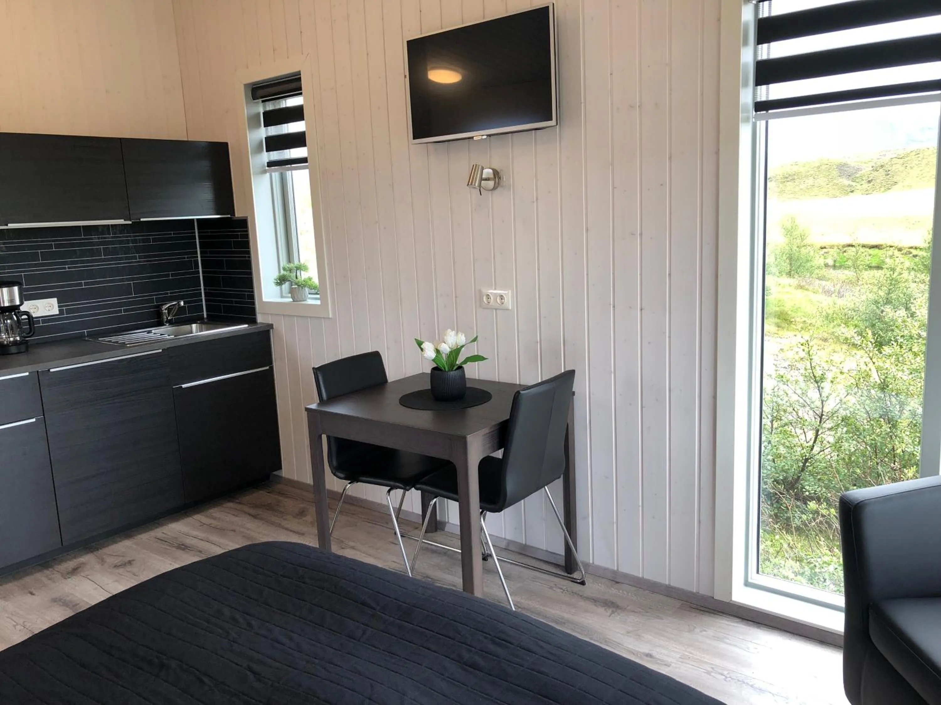 Natural landscape in Afternoon Cottages