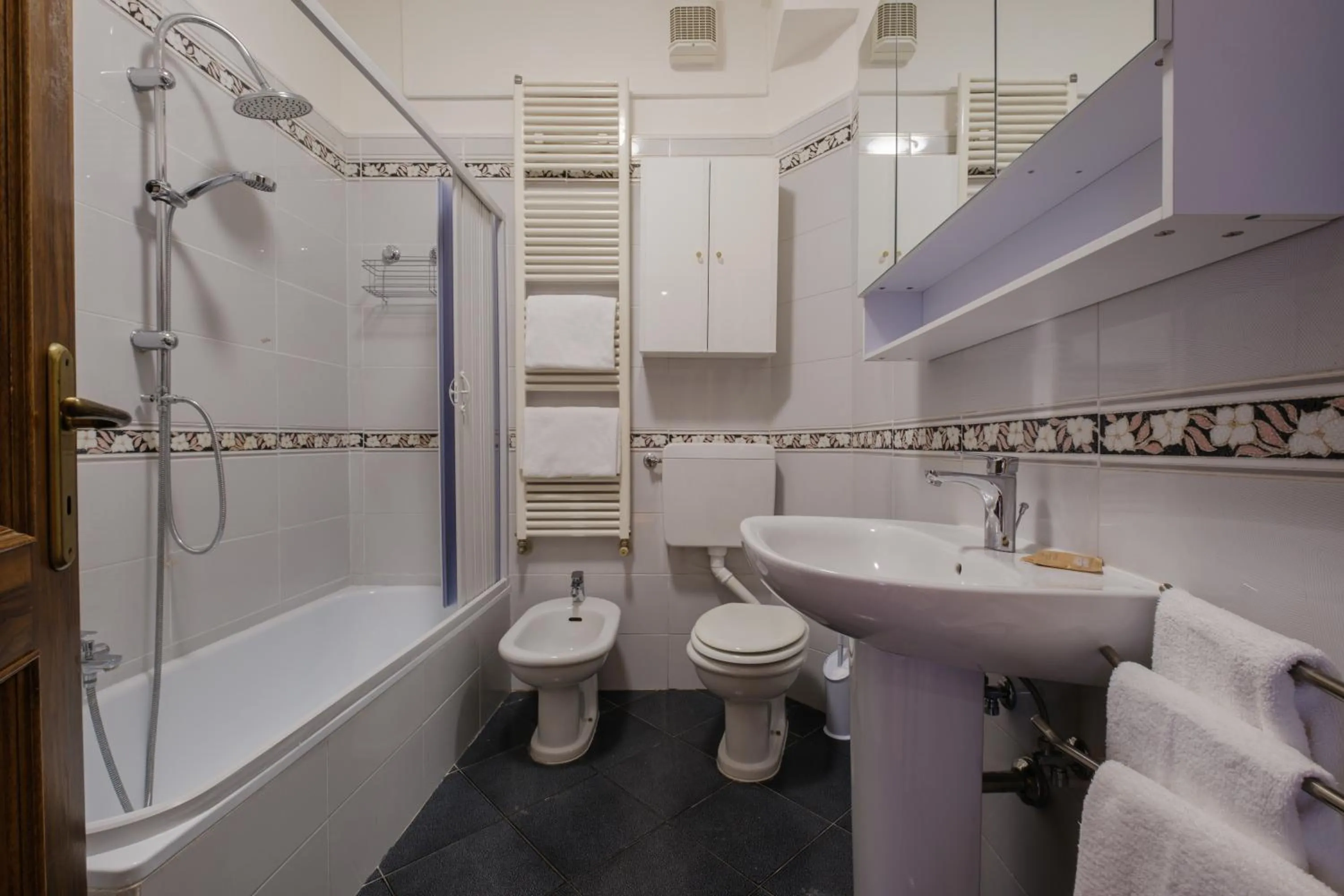 Residenza Ariosto by Studio Vita