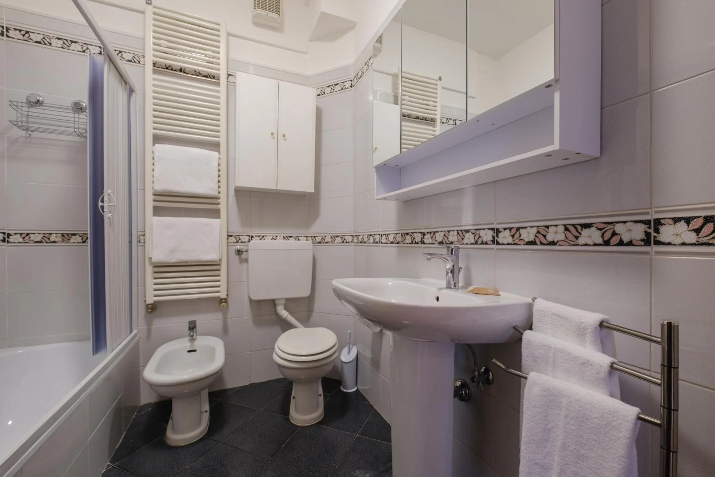 Residenza Ariosto by Studio Vita