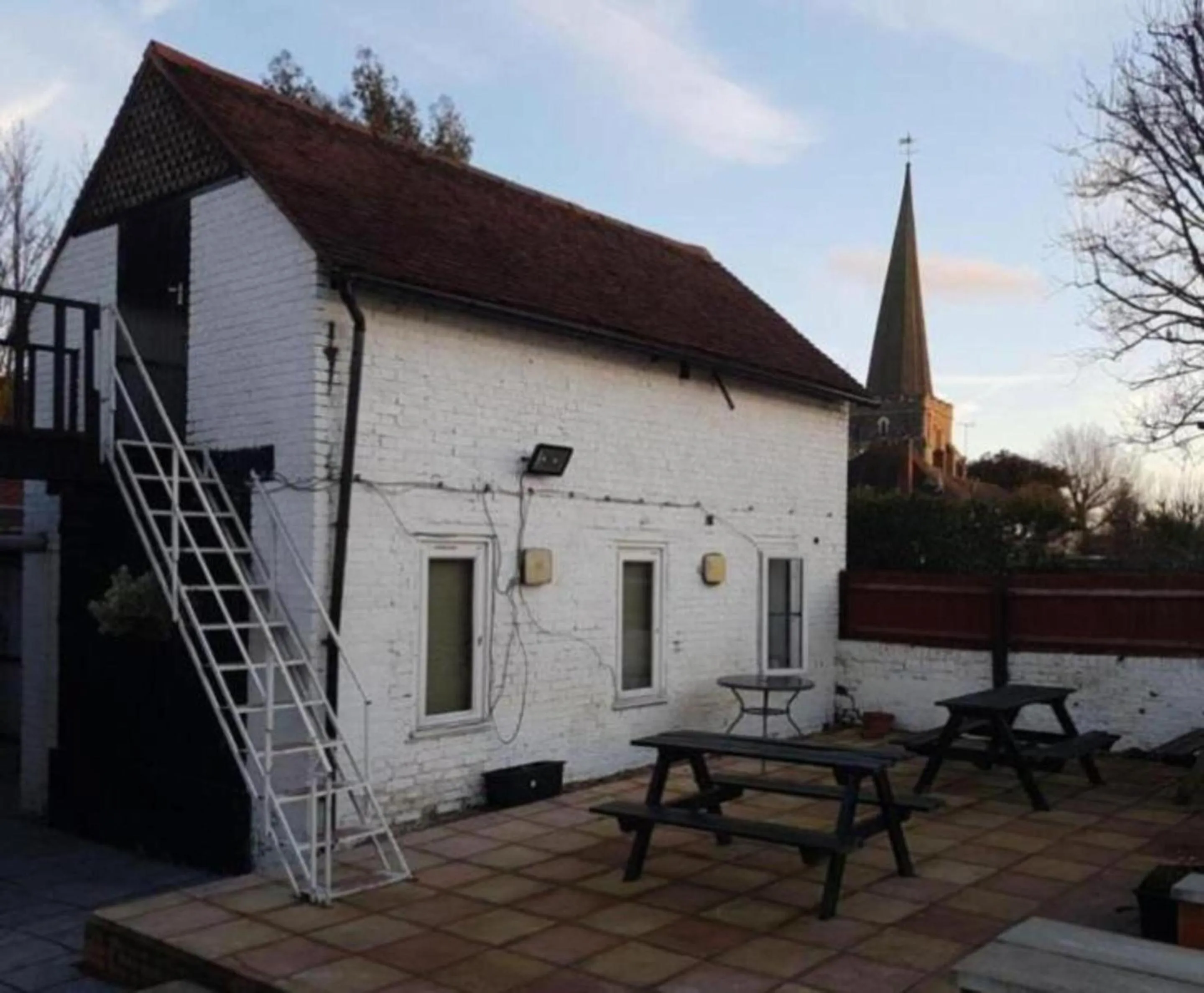 Property building in Swan Inn, Heathrow Airport