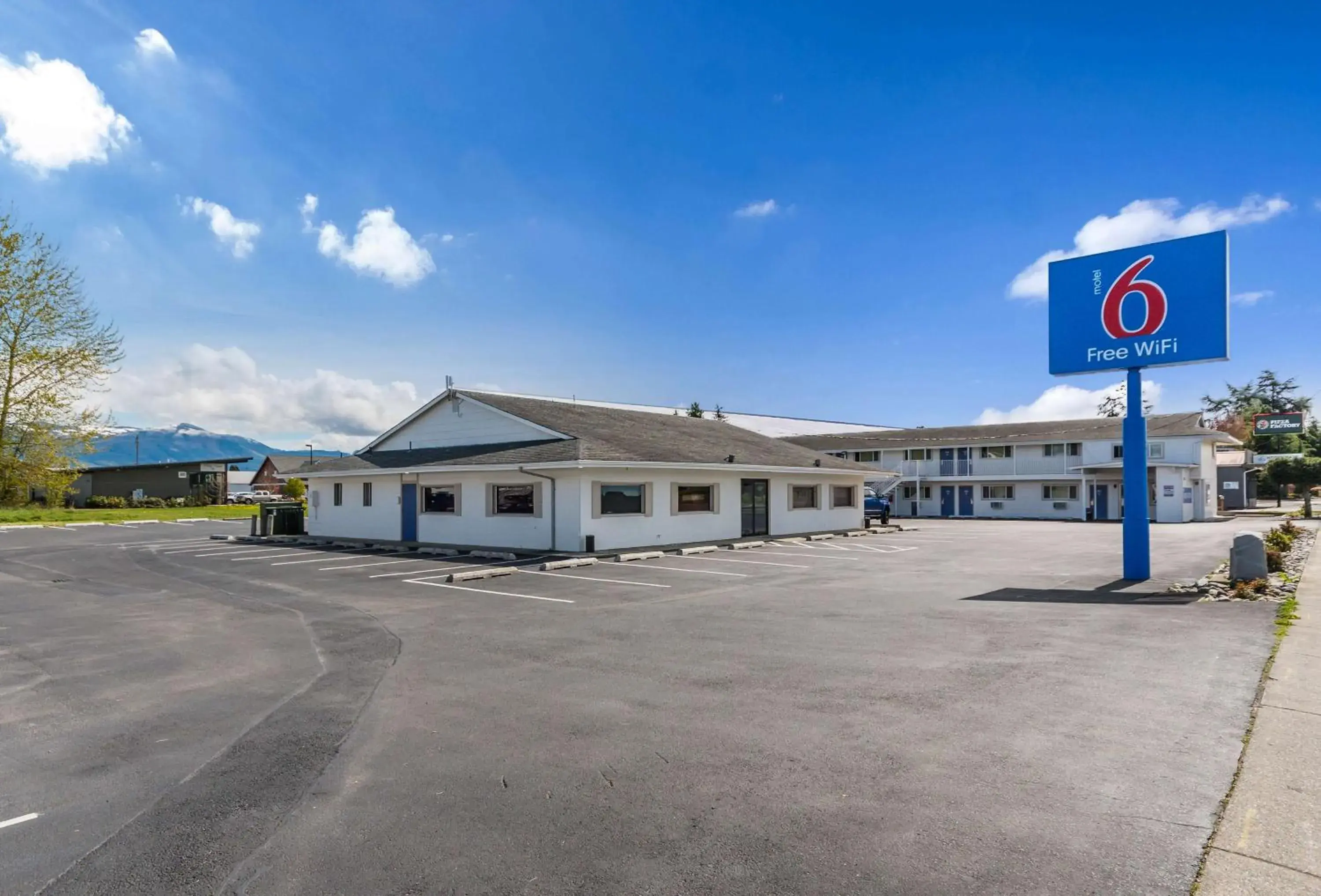 Motel 6-Burlington, WA Motel 6-Burlington, WA