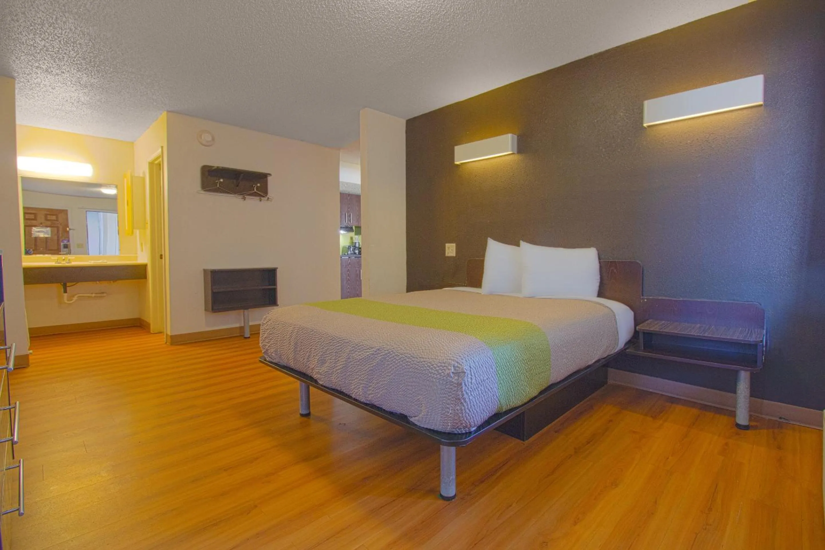 Bedroom in Studio Inn Extended Stay Oklahoma City Airport by OYO