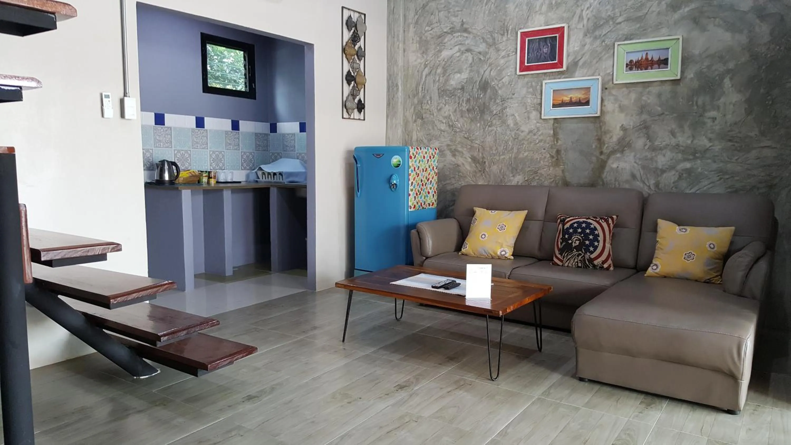 Baan Canalee (บ้านคานาลี)