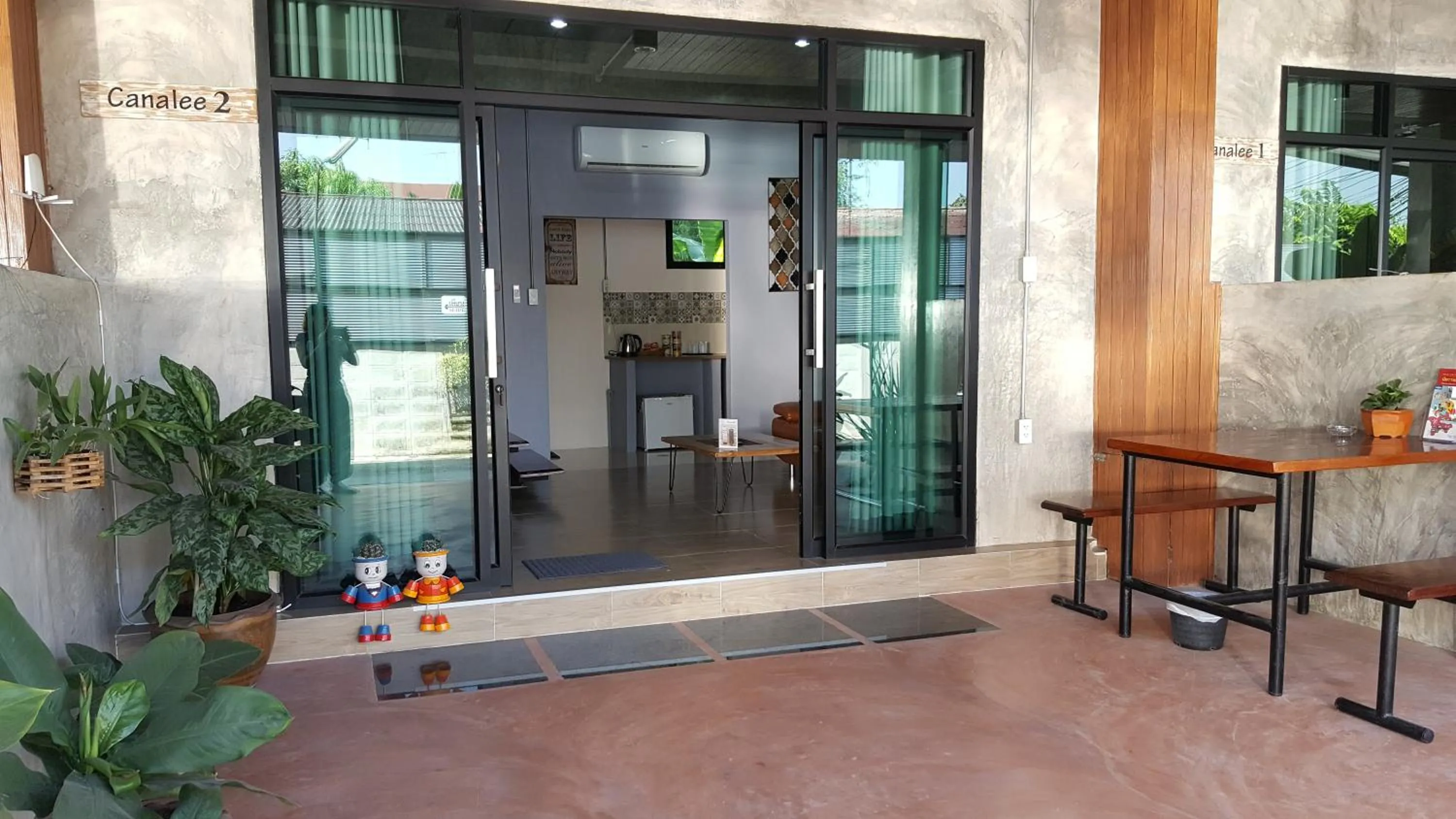 Baan Canalee (บ้านคานาลี)