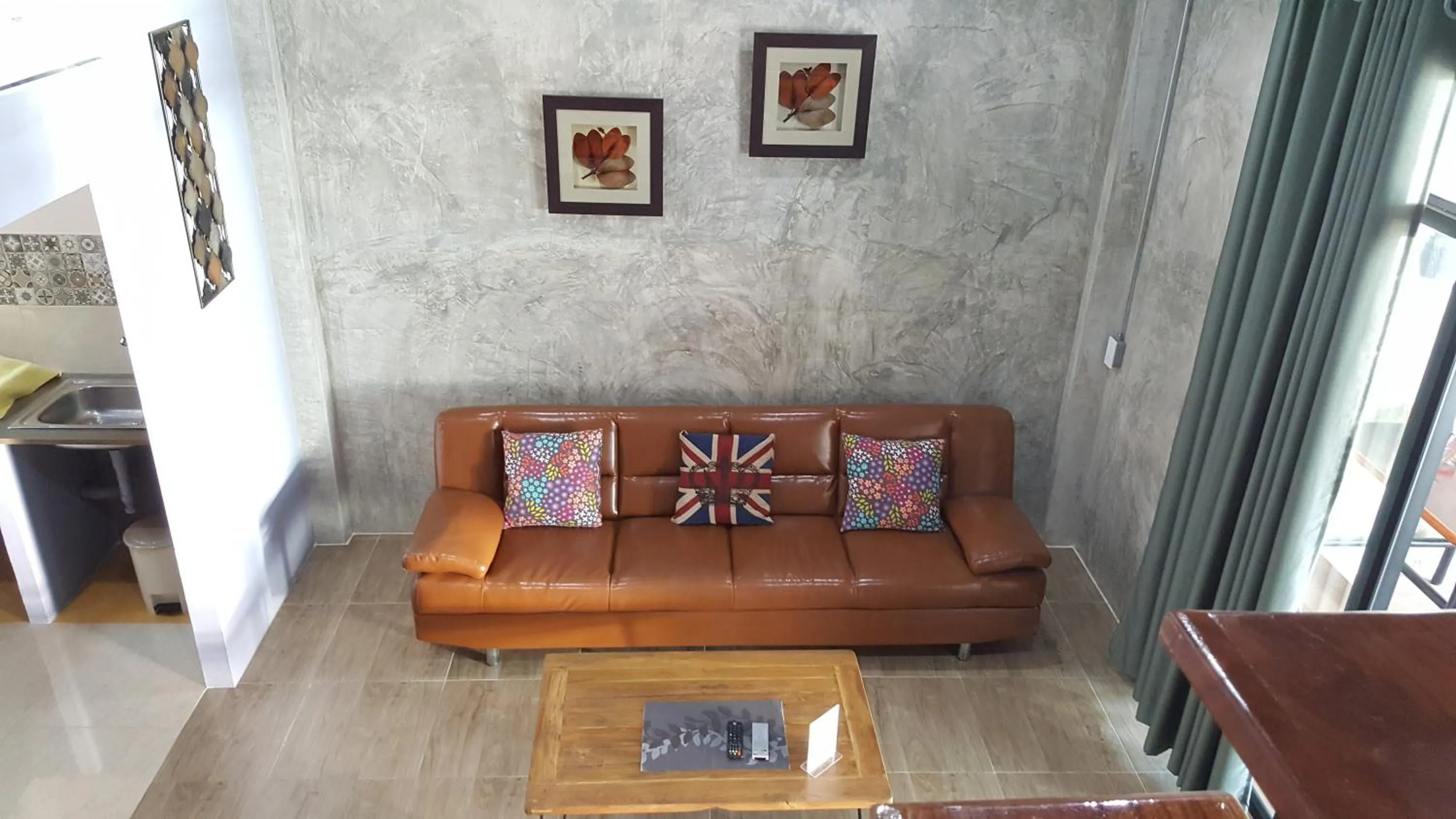 Baan Canalee (บ้านคานาลี)