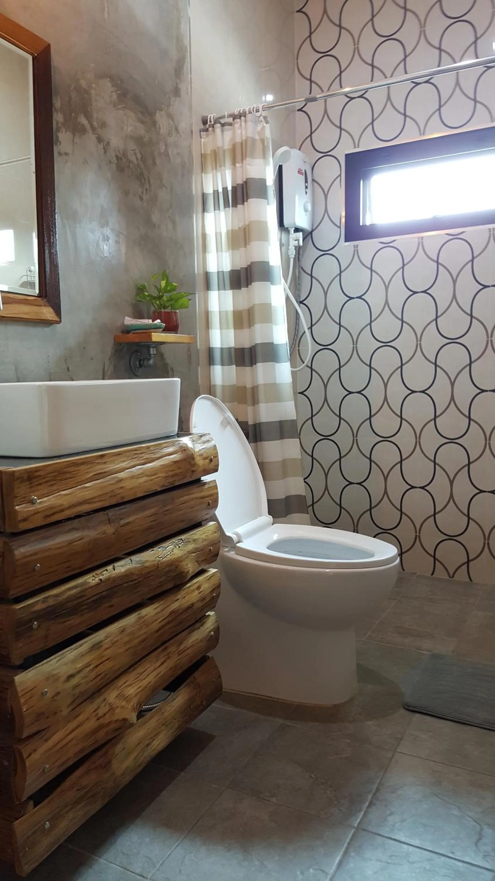 Baan Canalee (บ้านคานาลี)