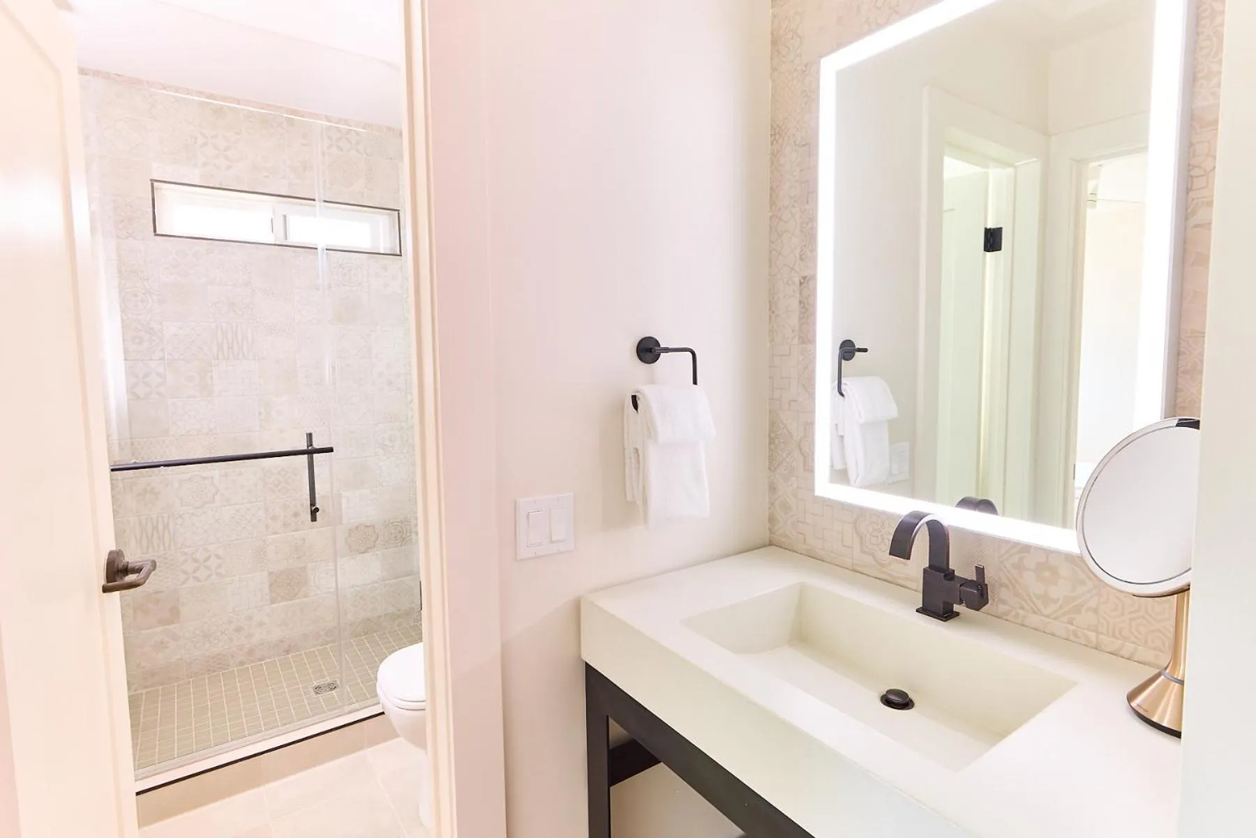 Shower in Laguna Surf Lodge by SCP Hotels