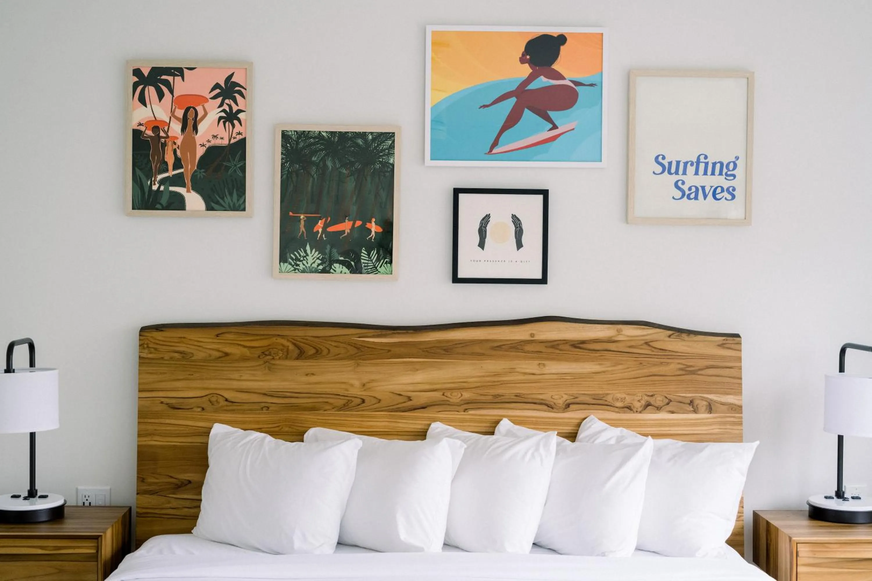 Bed in Laguna Surf Lodge by SCP Hotels