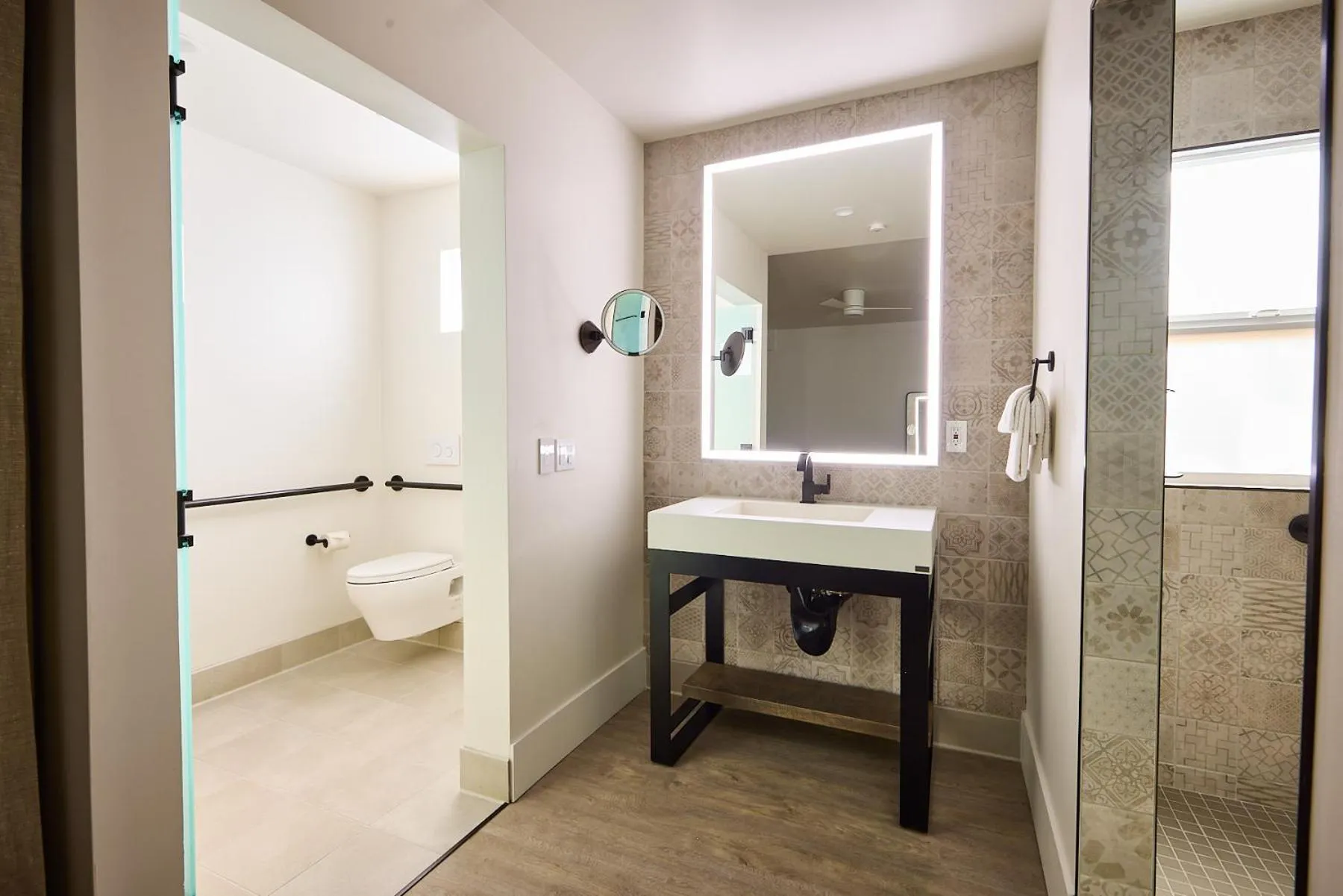 Bathroom in Laguna Surf Lodge by SCP Hotels